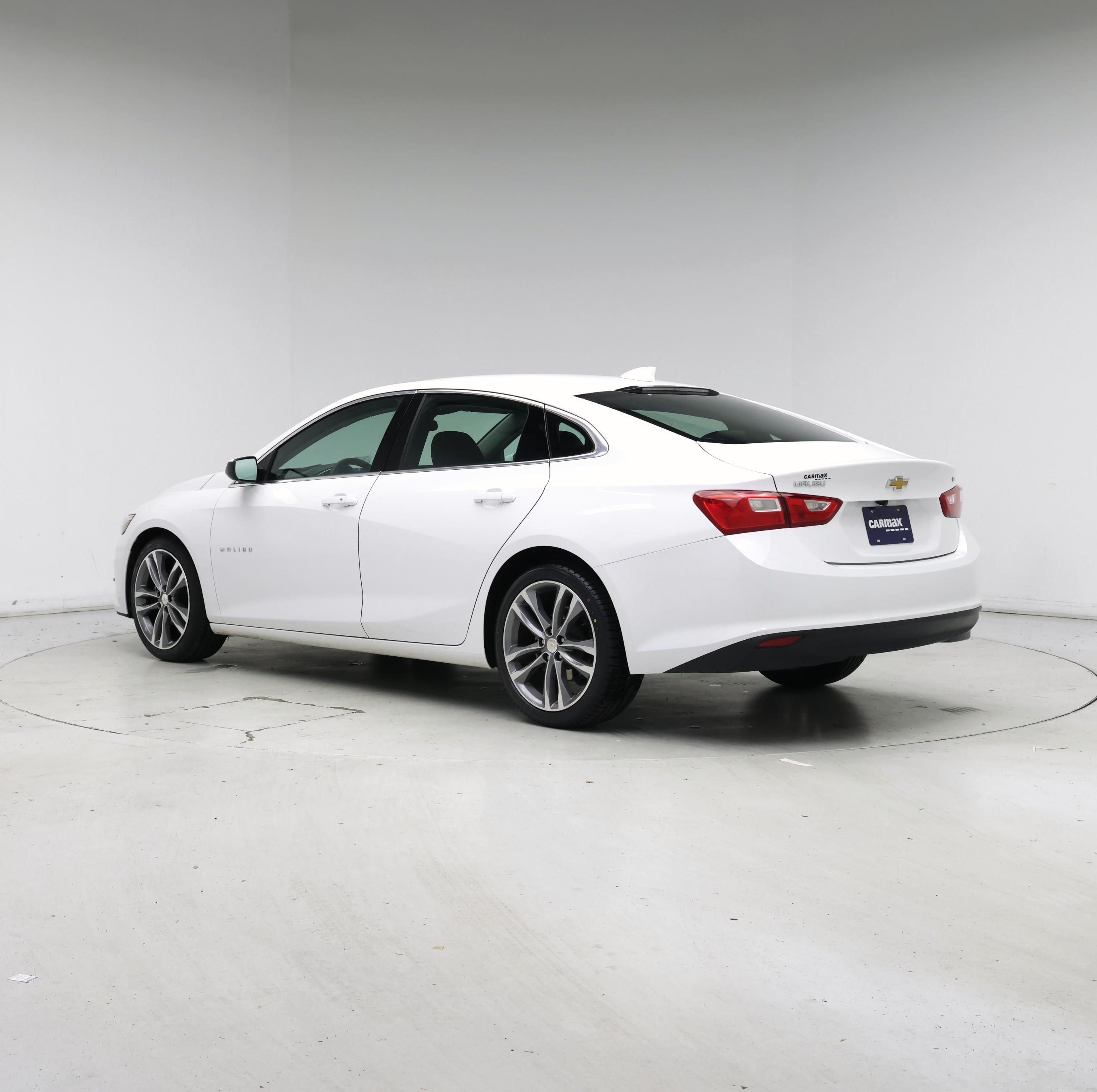 Thumbnail: 2023 Chevrolet Malibu - 2