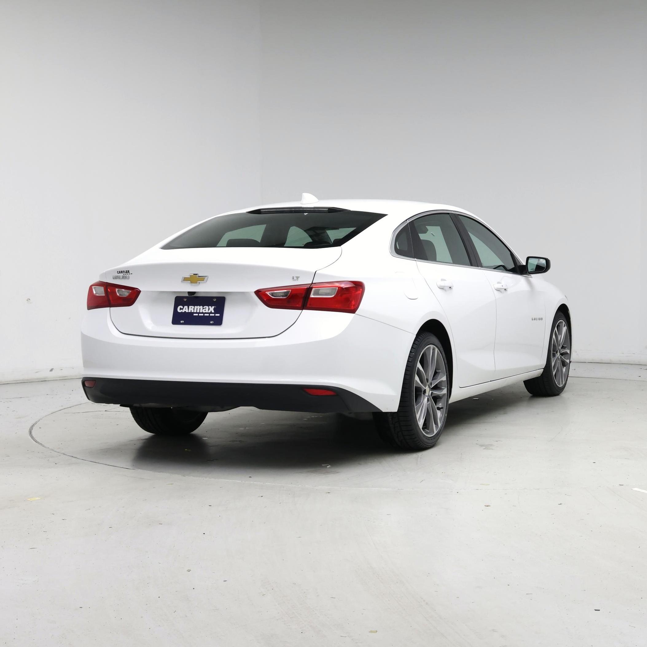 Thumbnail: 2023 Chevrolet Malibu - 8