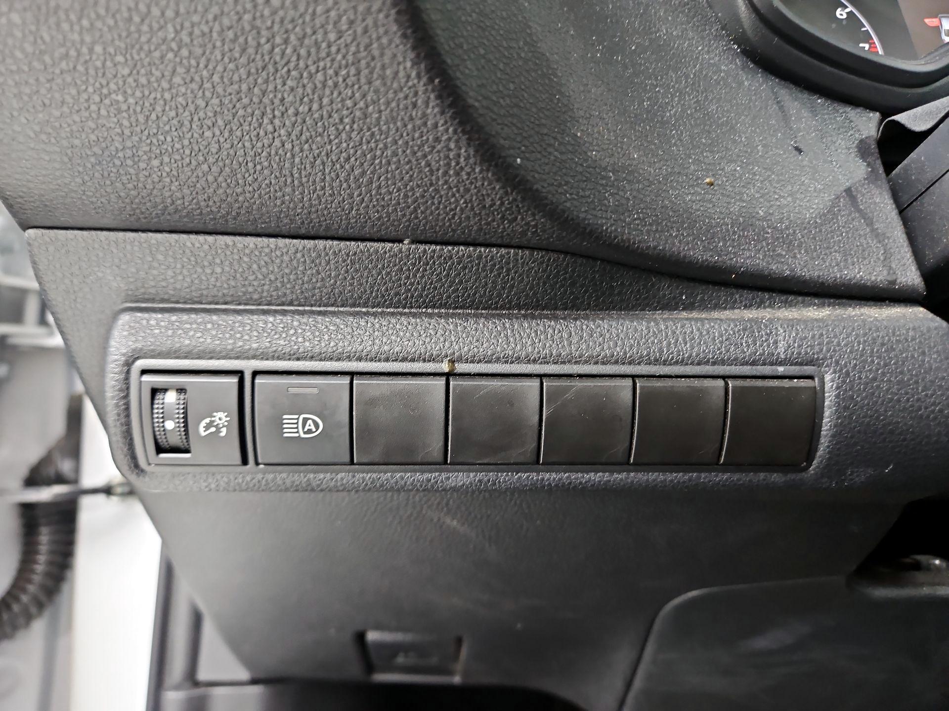 Thumbnail: 2024 Toyota Corolla - 13