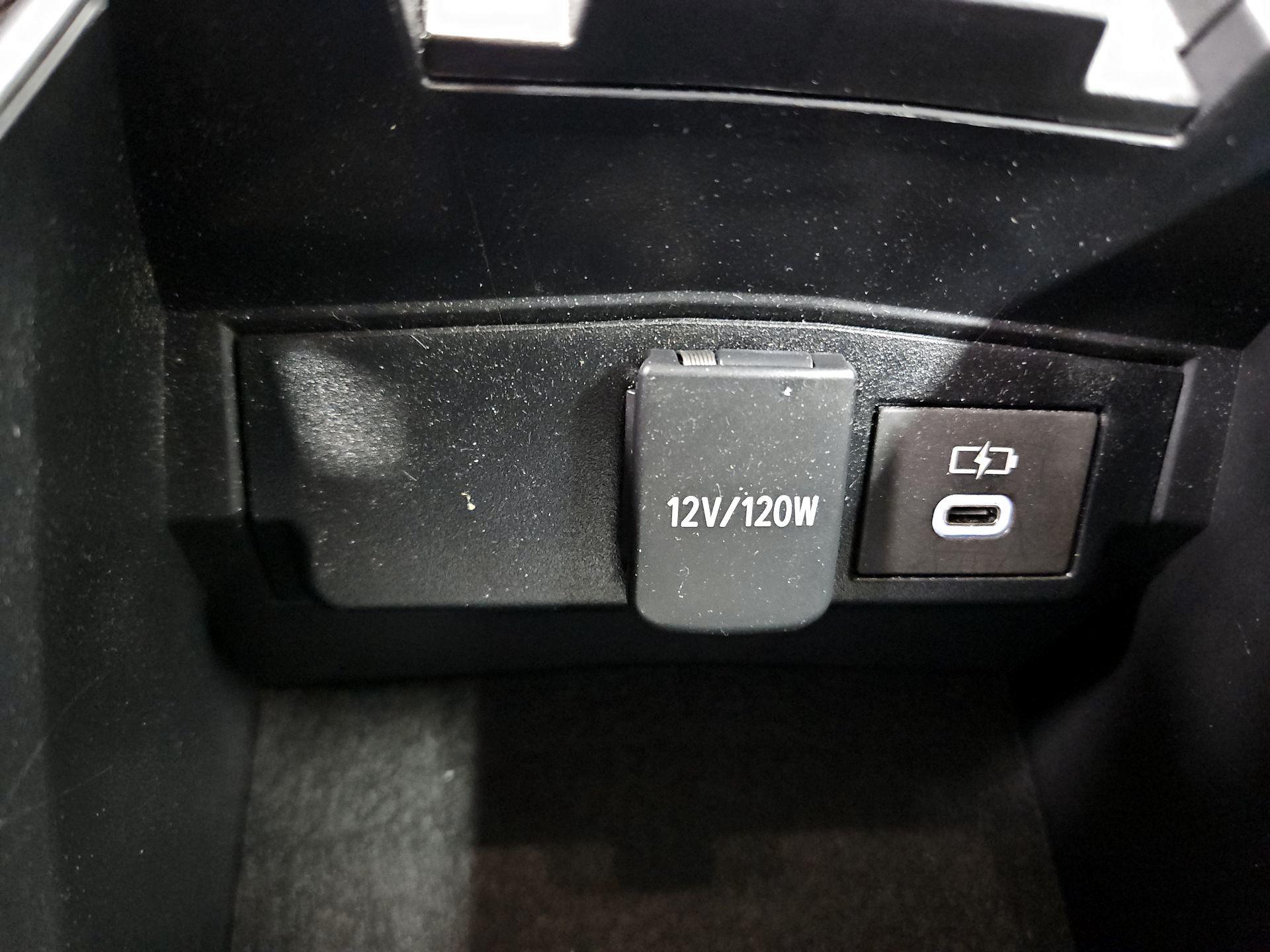 Thumbnail: 2024 Toyota Corolla - 18