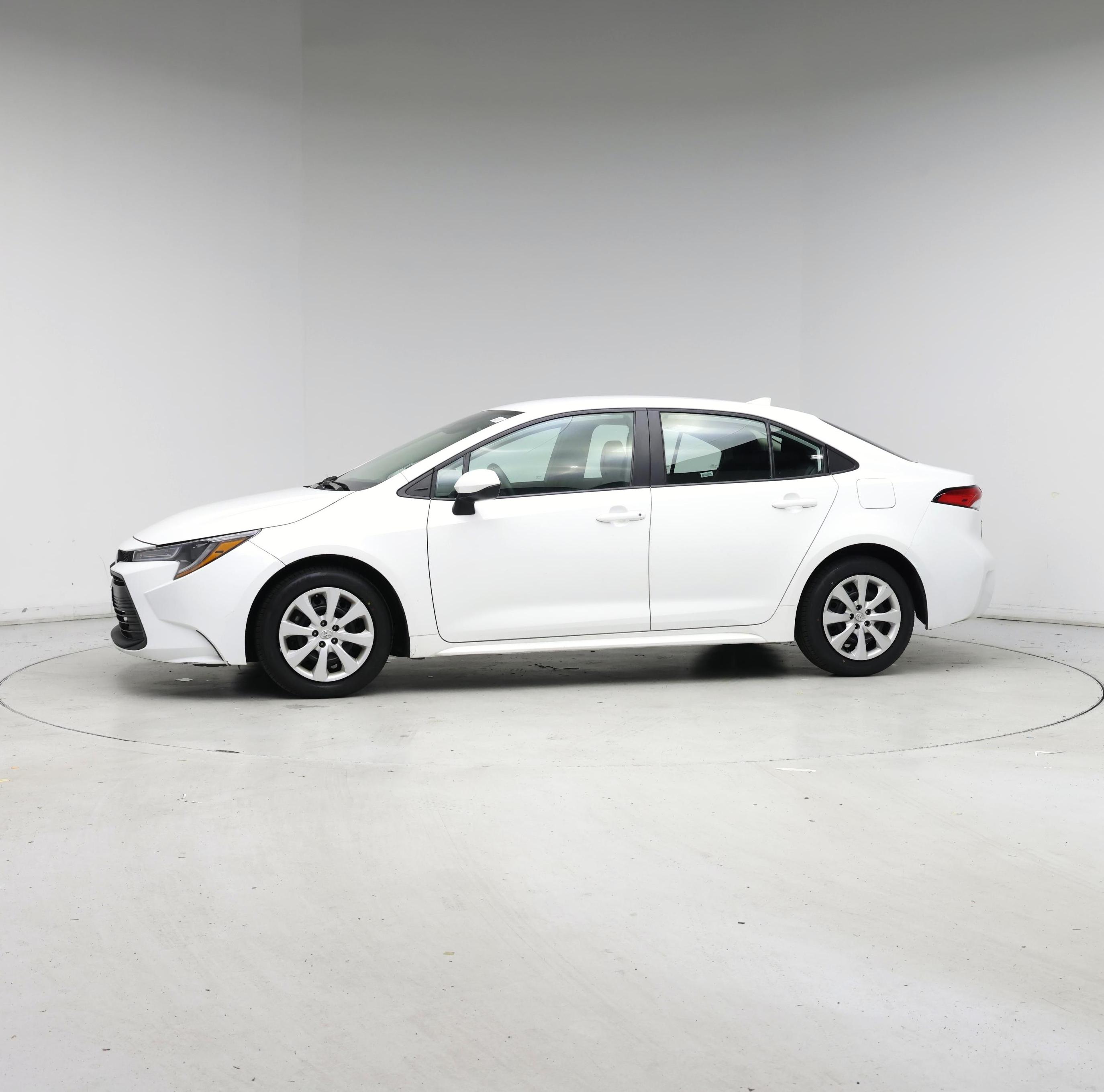 Thumbnail: 2024 Toyota Corolla - 3