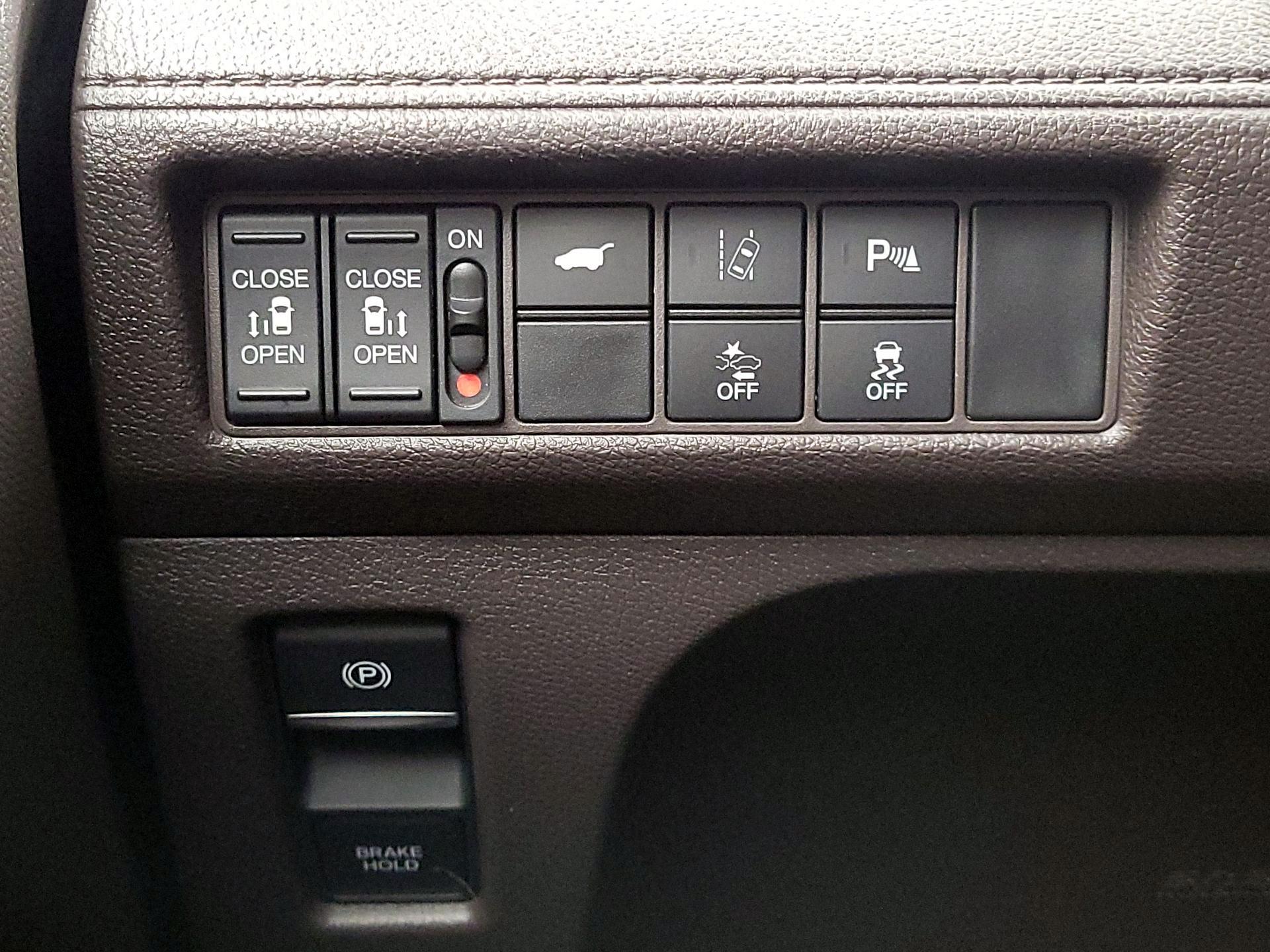 Thumbnail: 2020 Honda Odyssey - 13