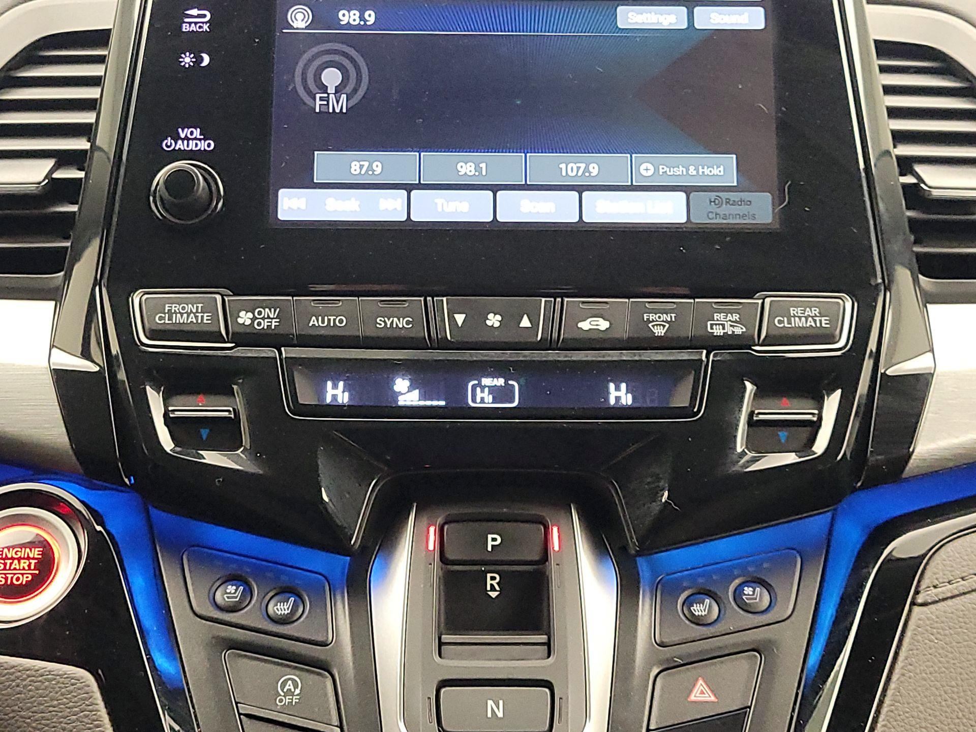 Thumbnail: 2020 Honda Odyssey - 17