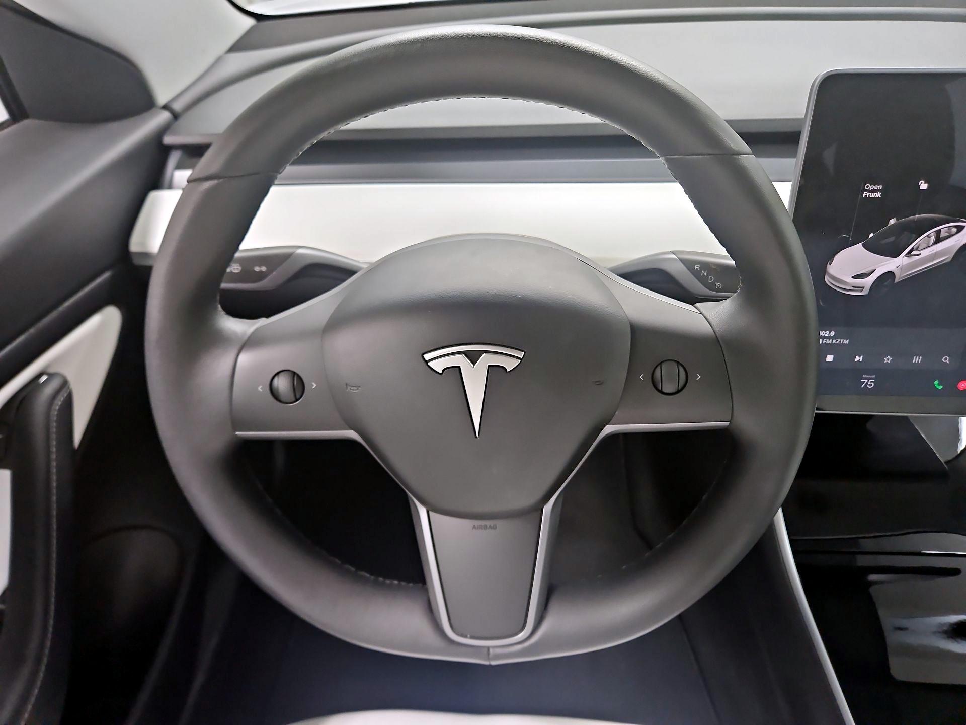 Thumbnail: 2020 Tesla Model 3 - 10