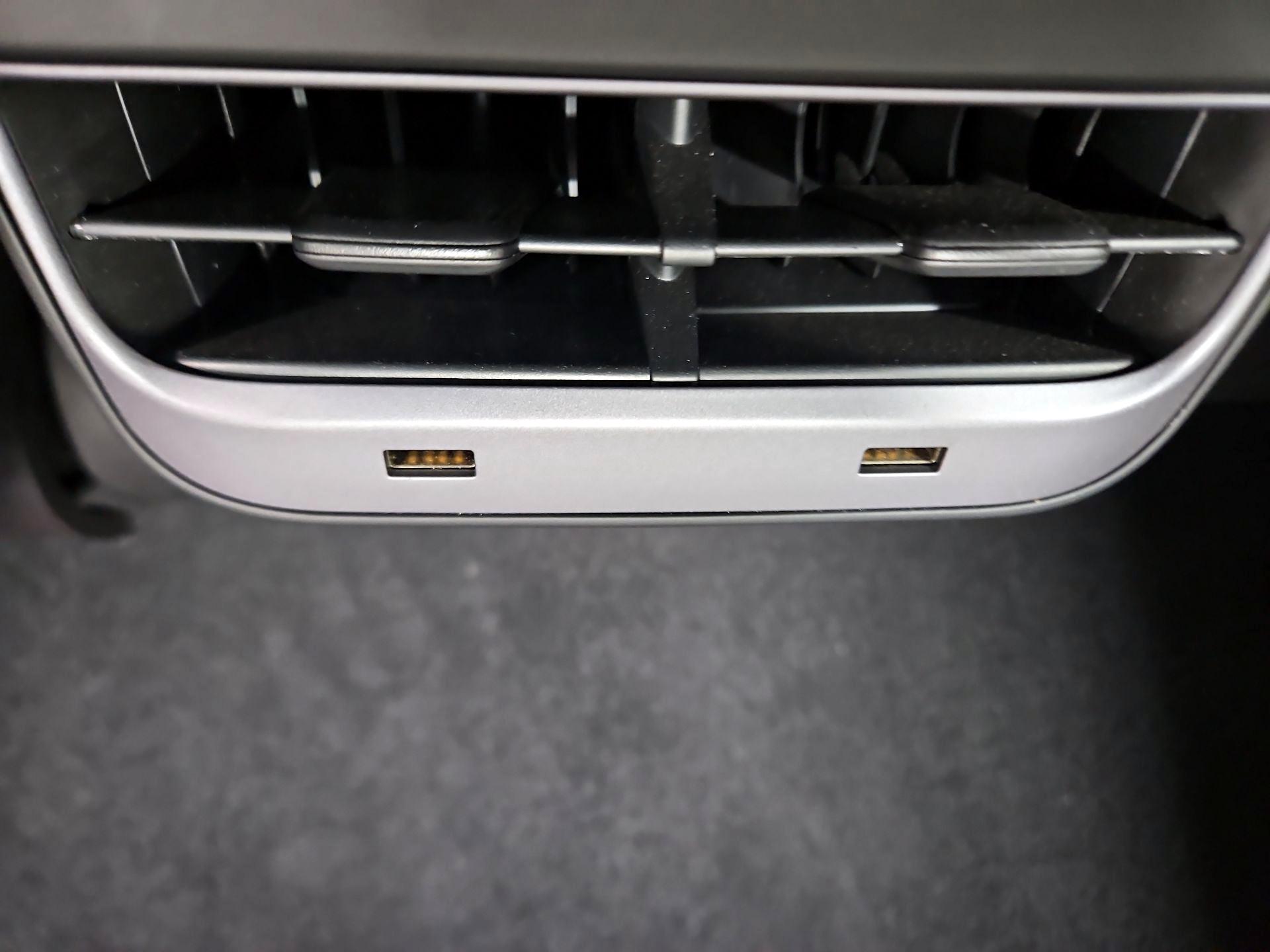 Thumbnail: 2020 Tesla Model 3 - 19