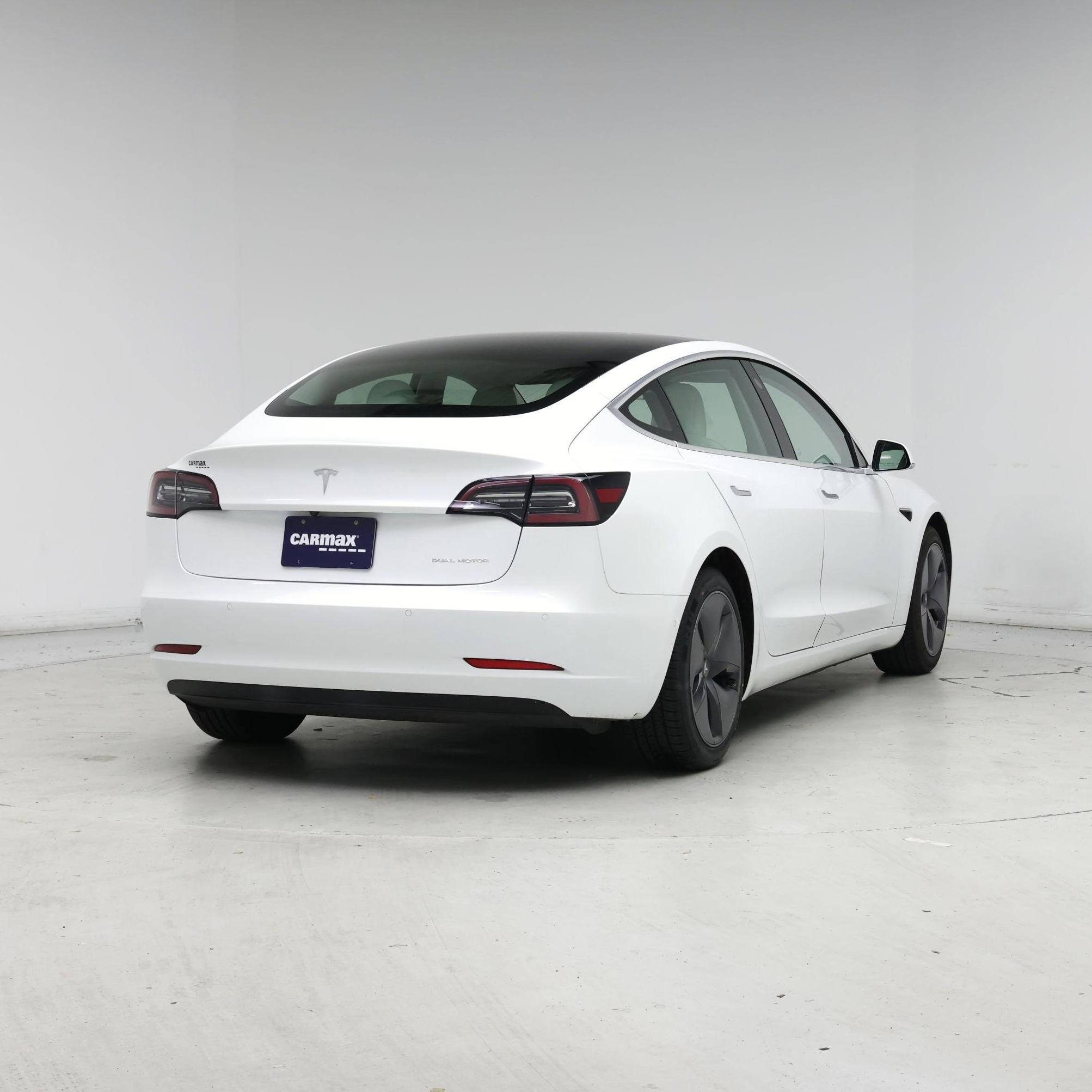 Thumbnail: 2020 Tesla Model 3 - 8