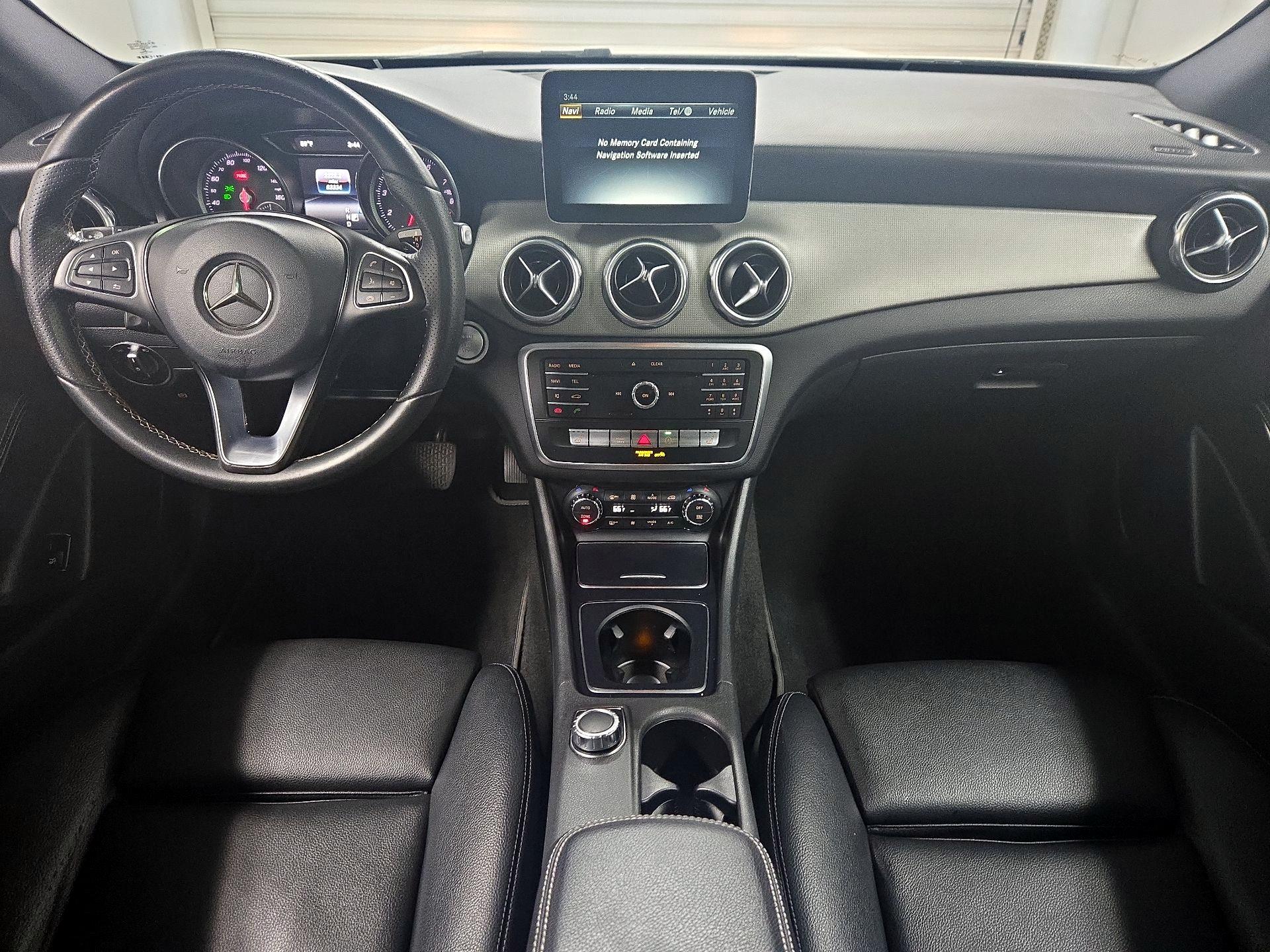 Thumbnail: 2018 Mercedes-Benz GLA - 9