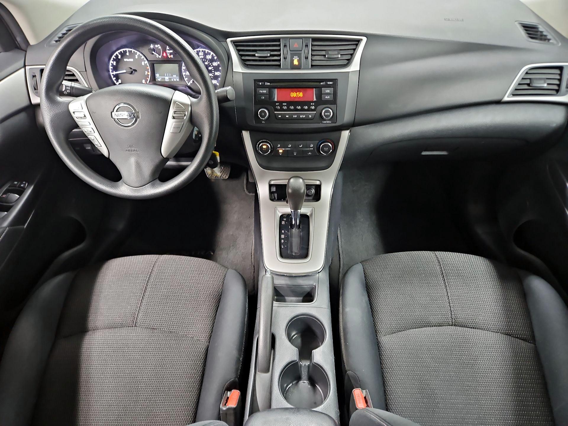 Thumbnail: 2015 Nissan Sentra - 9