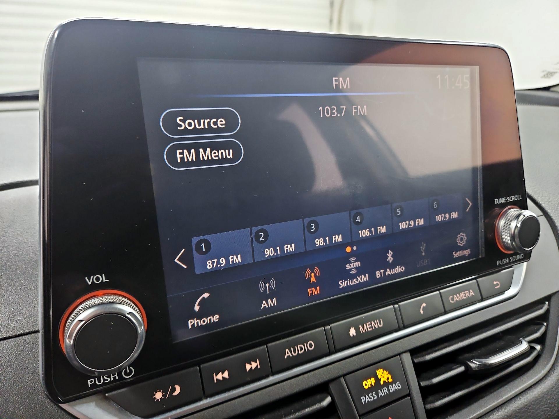 Thumbnail: 2020 Nissan Altima - 15