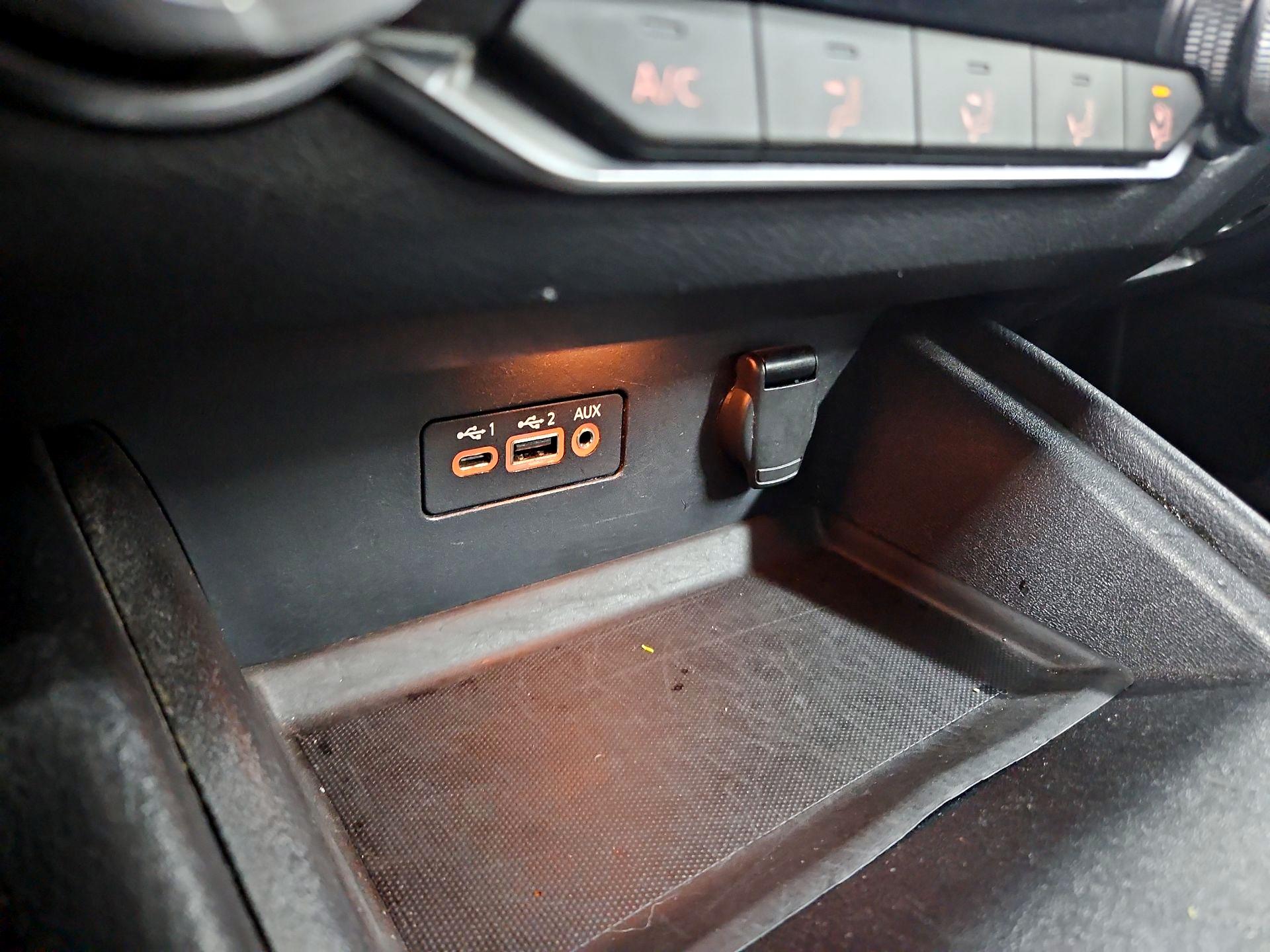 Thumbnail: 2020 Nissan Altima - 18