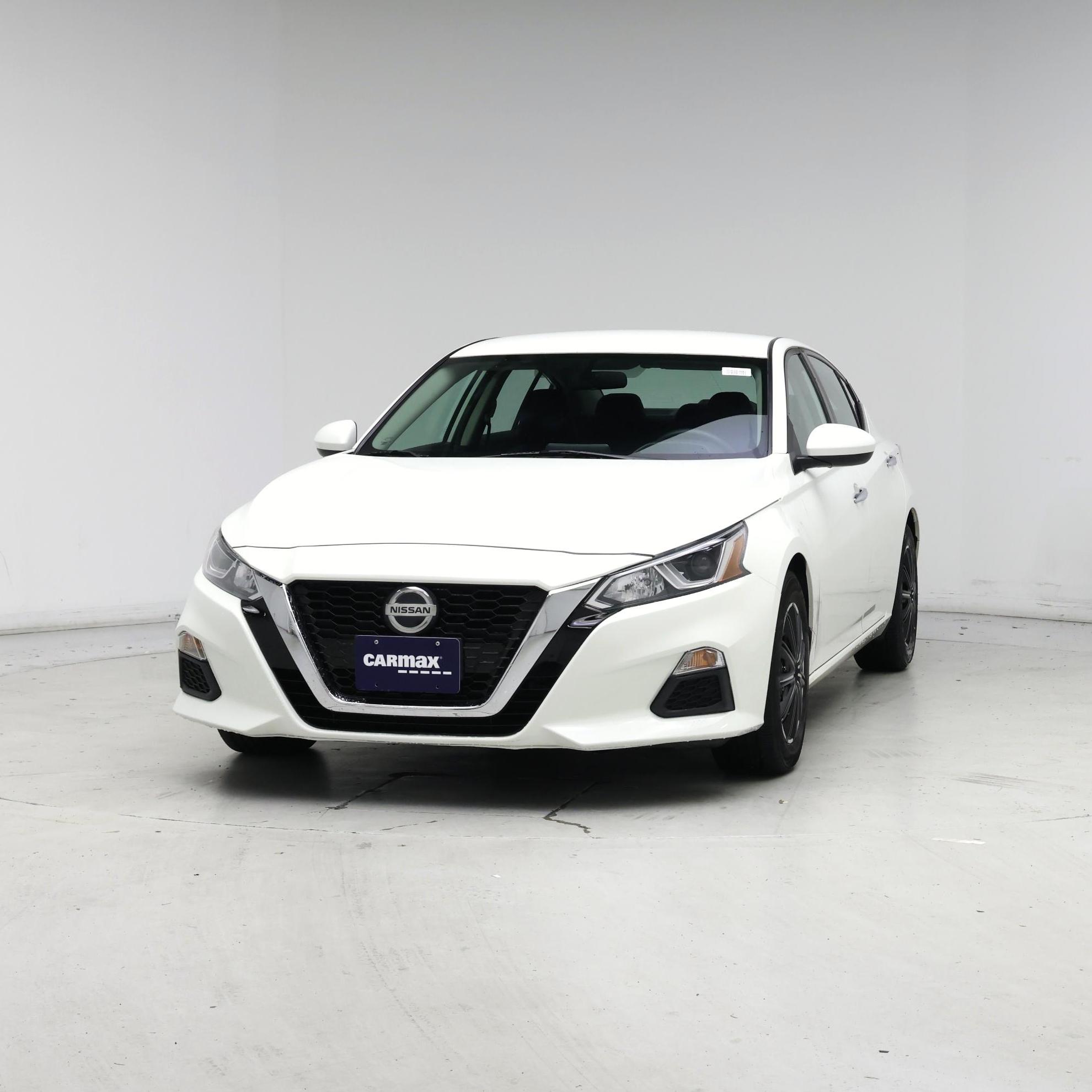 Thumbnail: 2020 Nissan Altima - 4