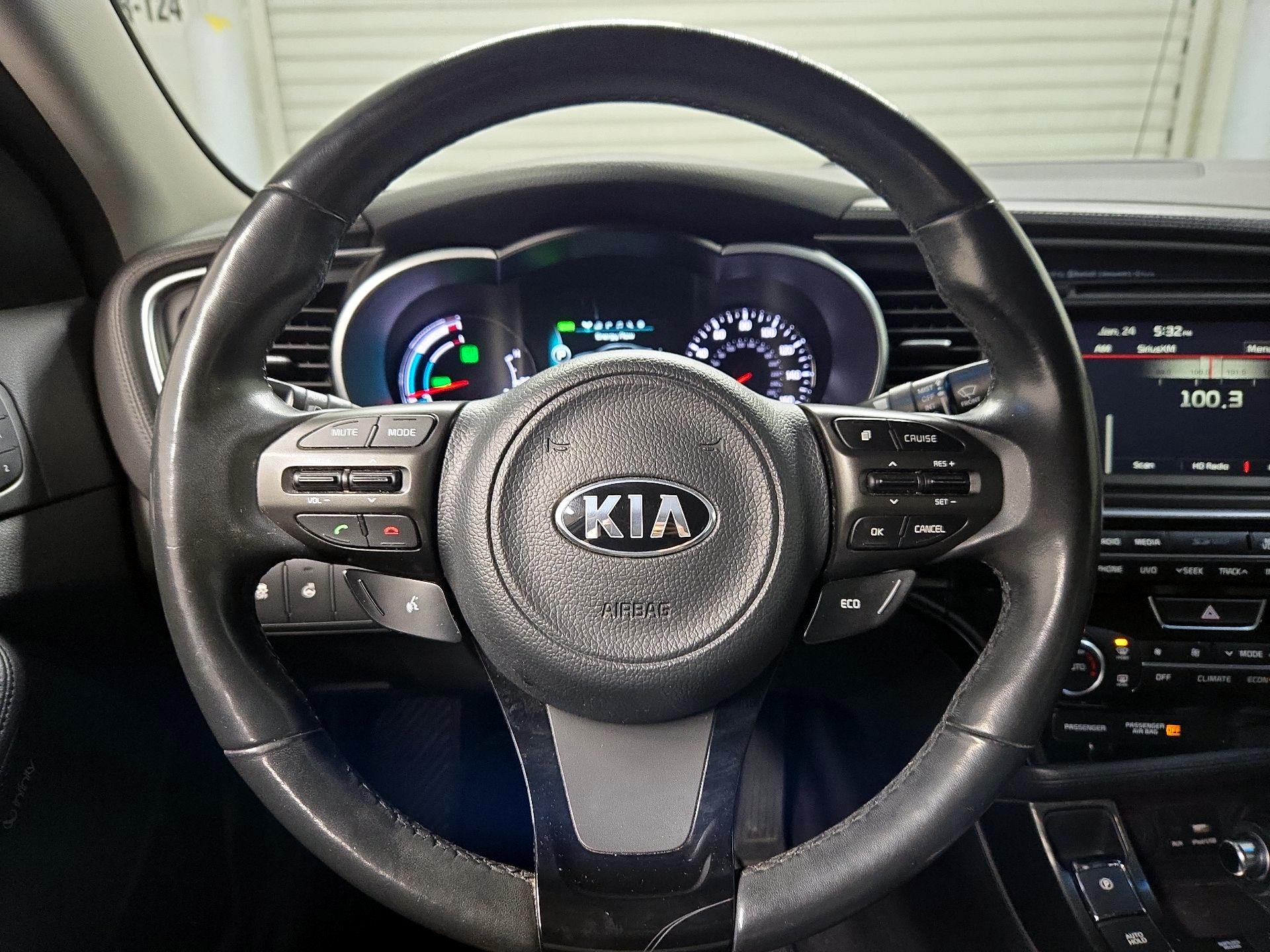 Thumbnail: 2015 Kia Optima - 10