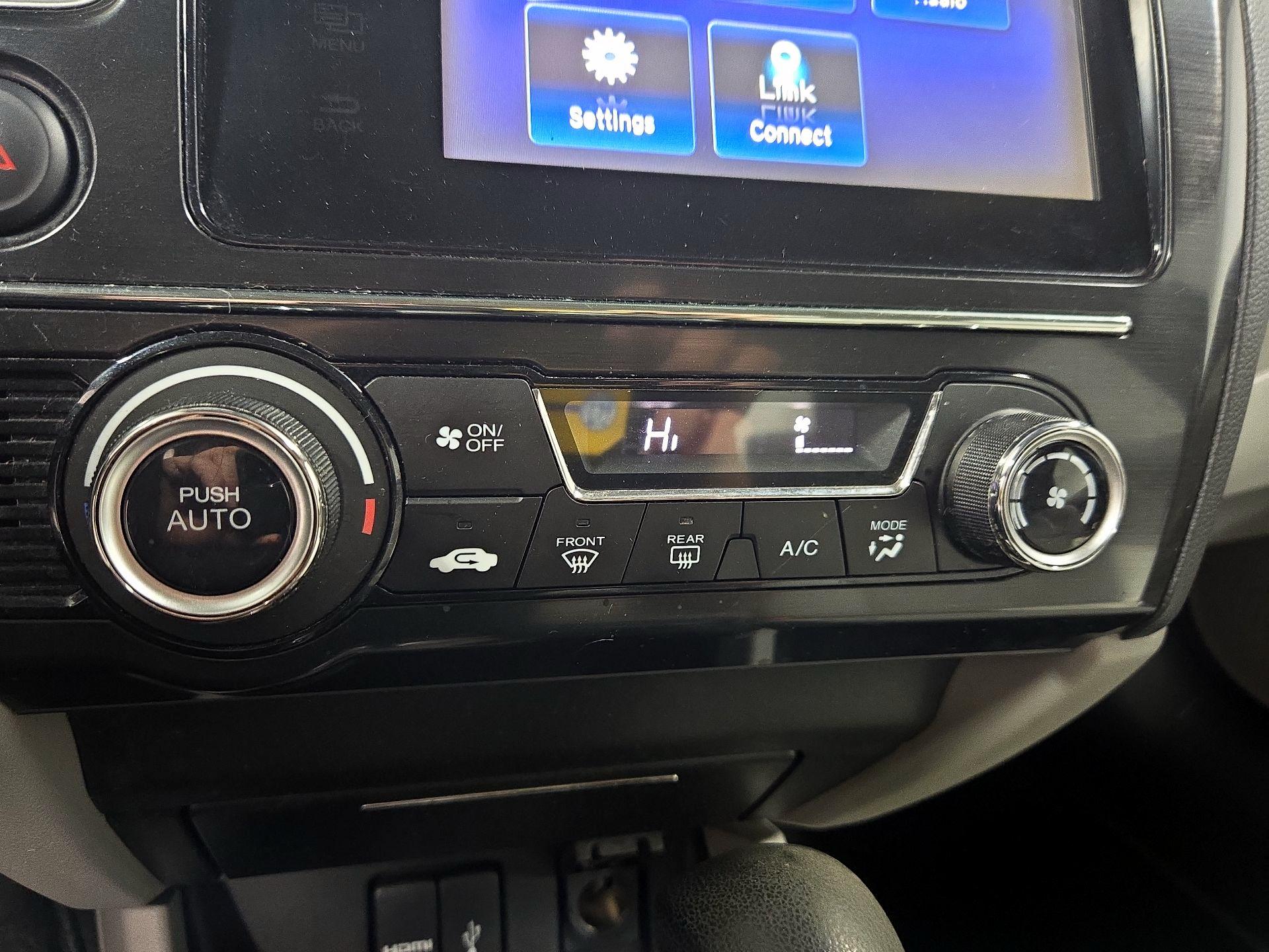 Thumbnail: 2015 Honda Civic - 16