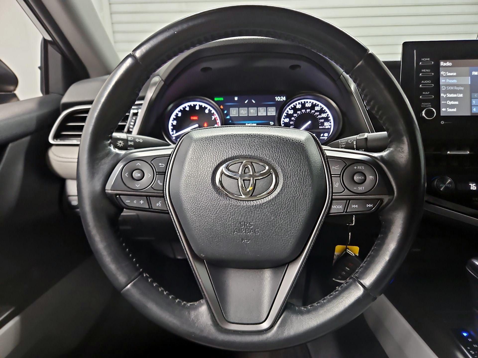 Thumbnail: 2021 Toyota Camry - 10