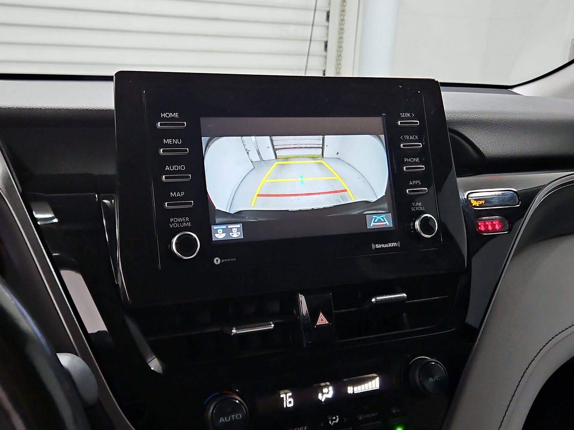 Thumbnail: 2021 Toyota Camry - 14