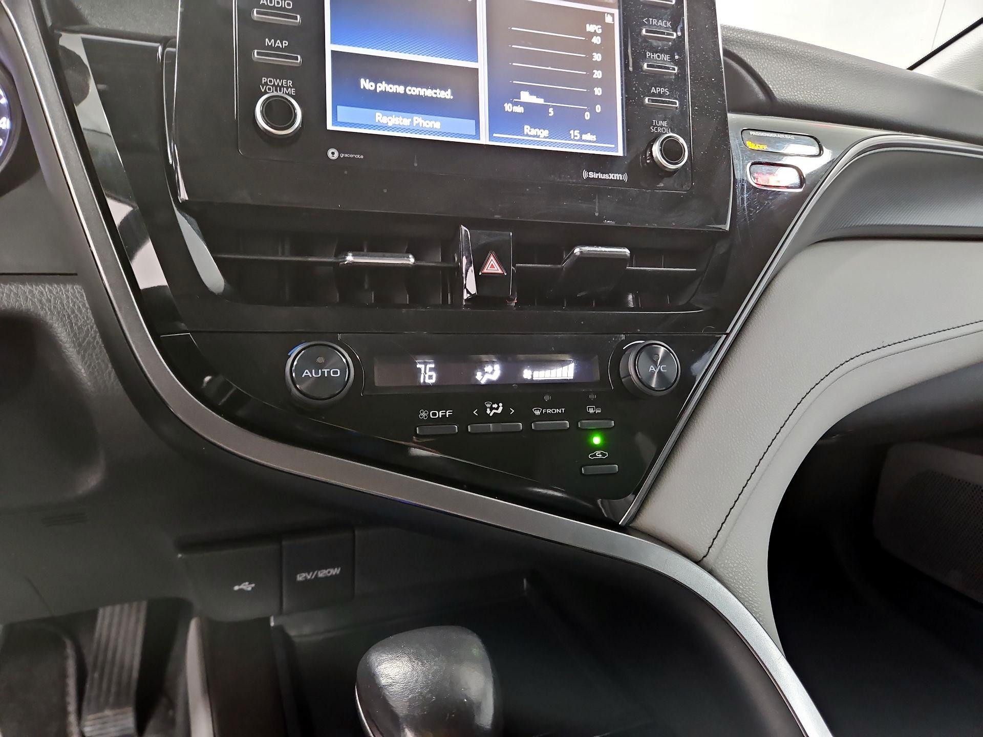 Thumbnail: 2021 Toyota Camry - 16