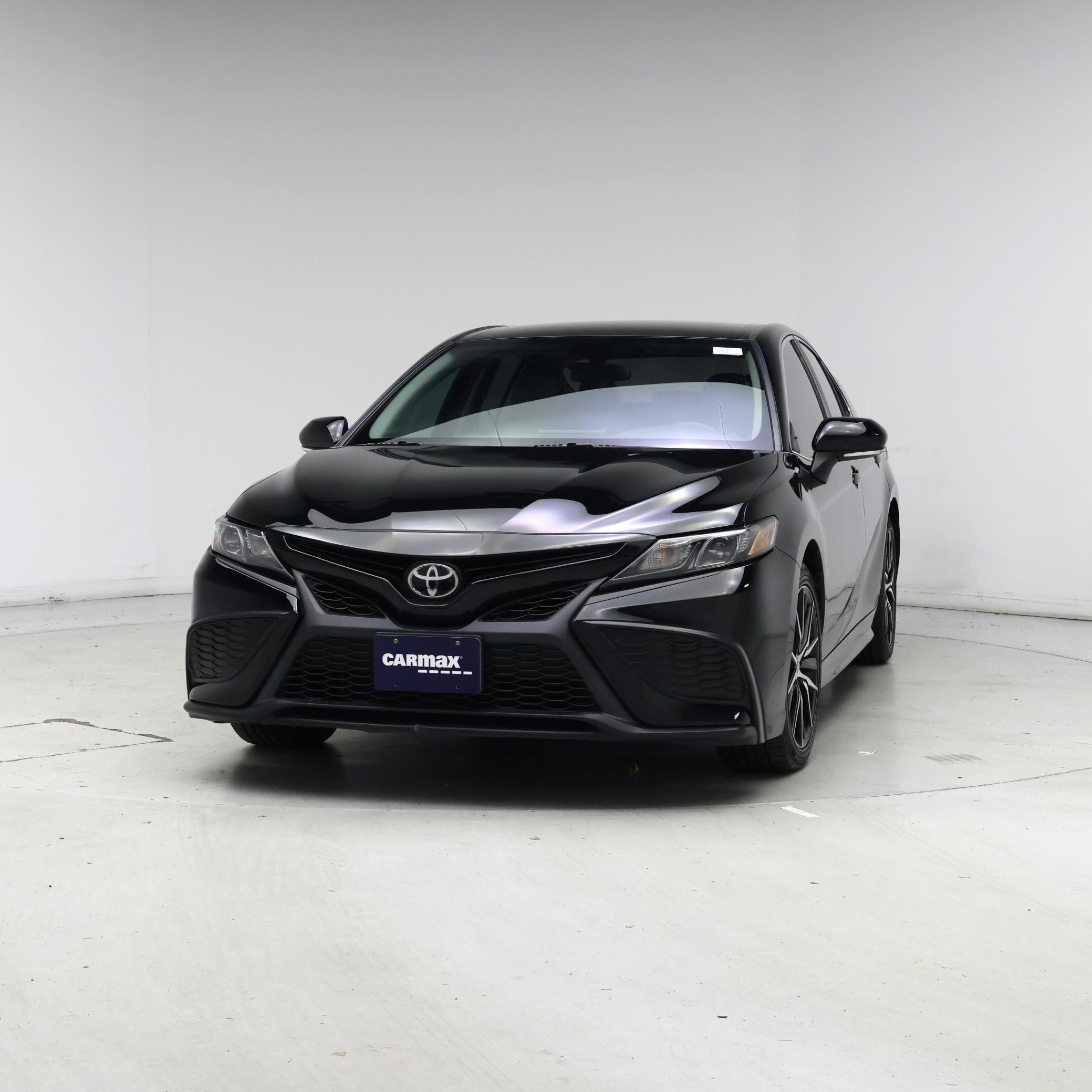 Thumbnail: 2021 Toyota Camry - 4