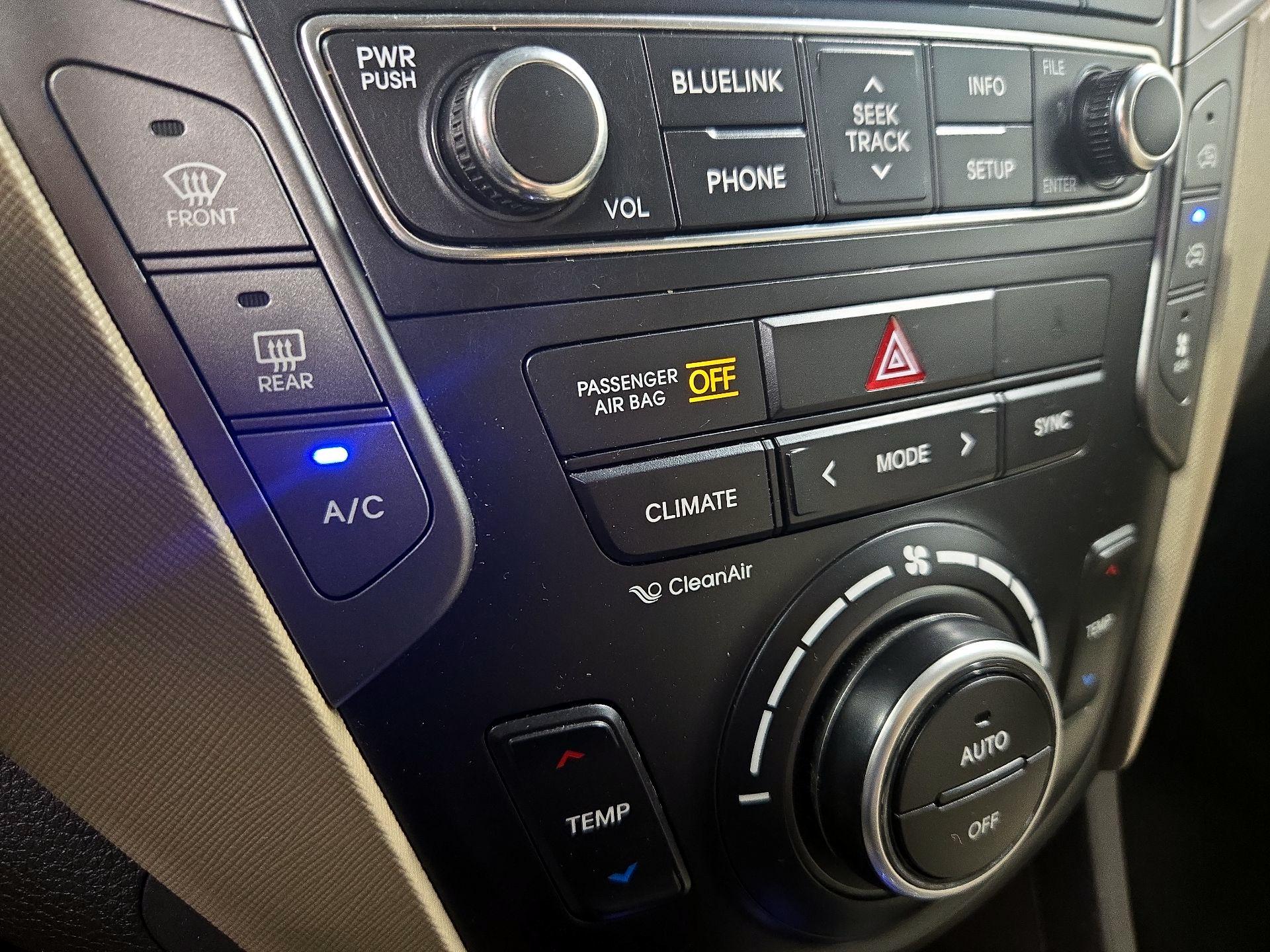 Thumbnail: 2017 Hyundai Santa Fe - 17