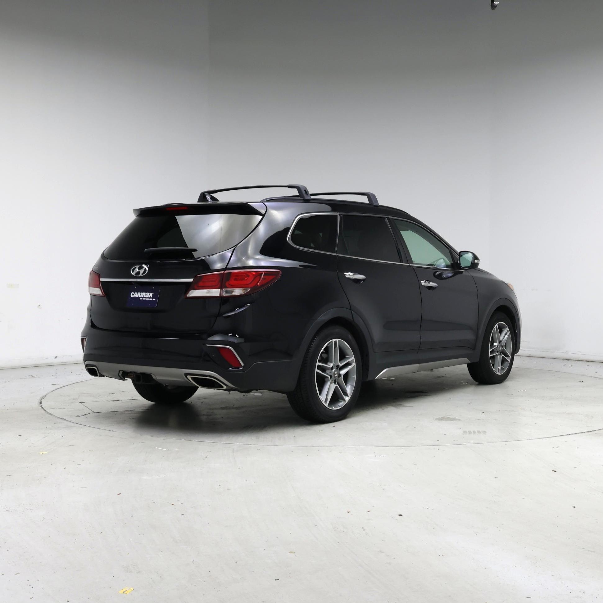 Thumbnail: 2017 Hyundai Santa Fe - 8