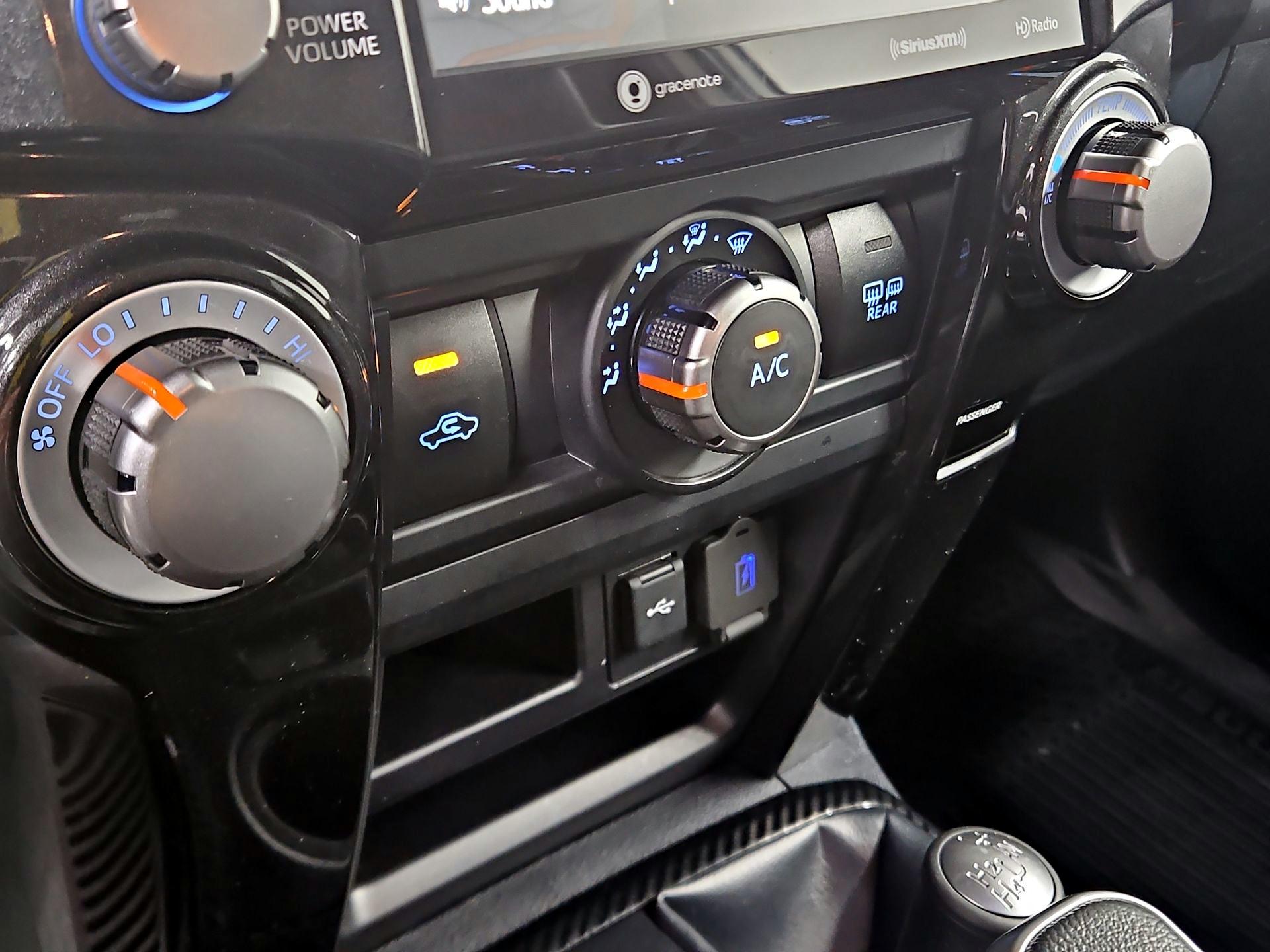 Thumbnail: 2023 Toyota 4Runner - 17