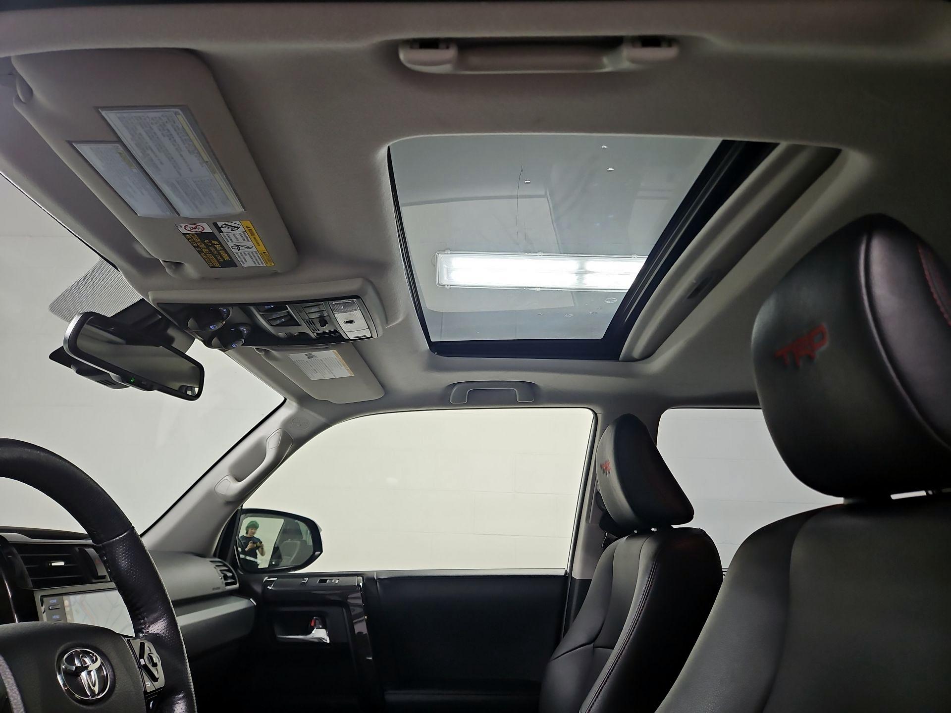 Thumbnail: 2023 Toyota 4Runner - 20