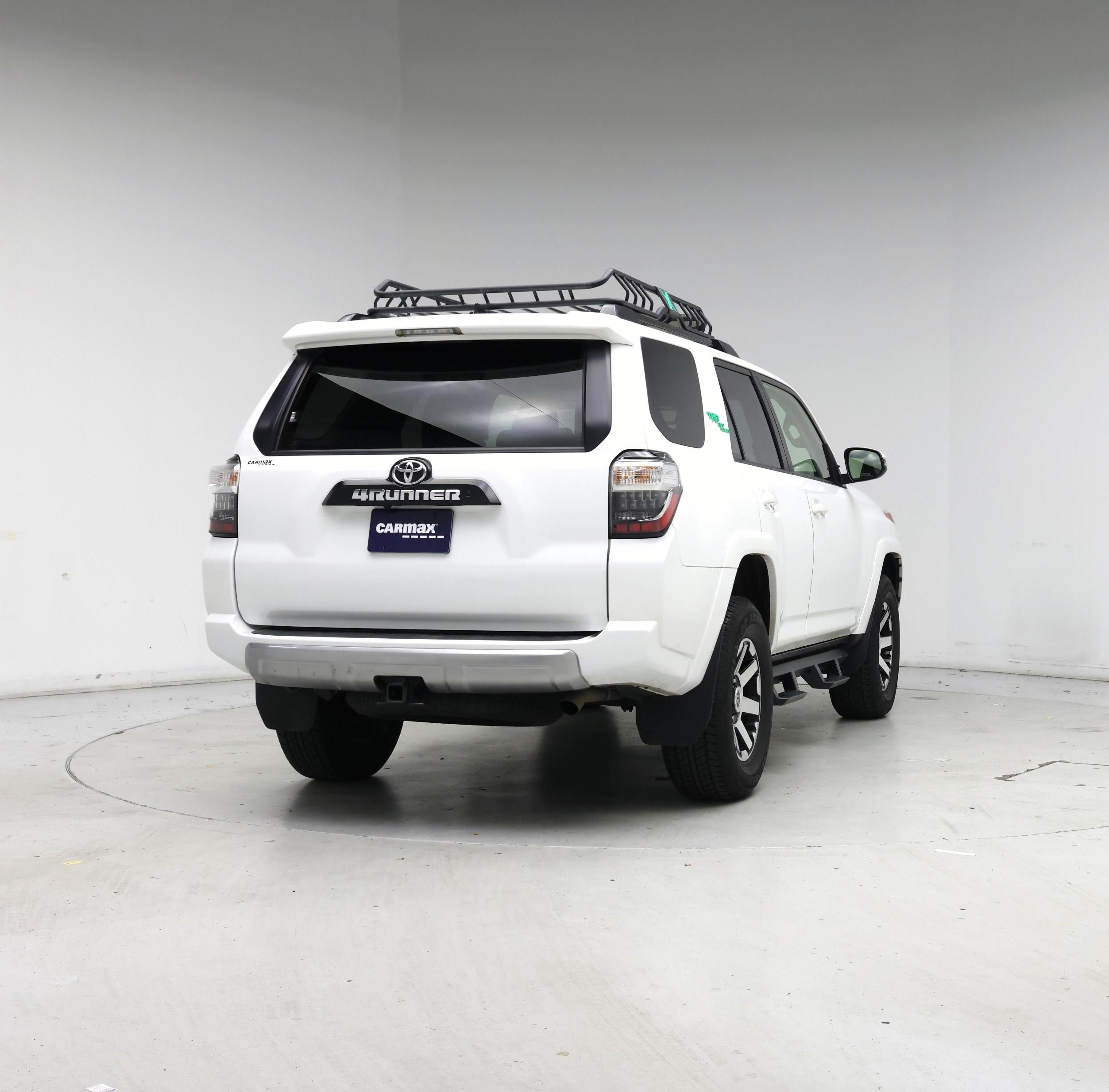 Thumbnail: 2023 Toyota 4Runner - 8