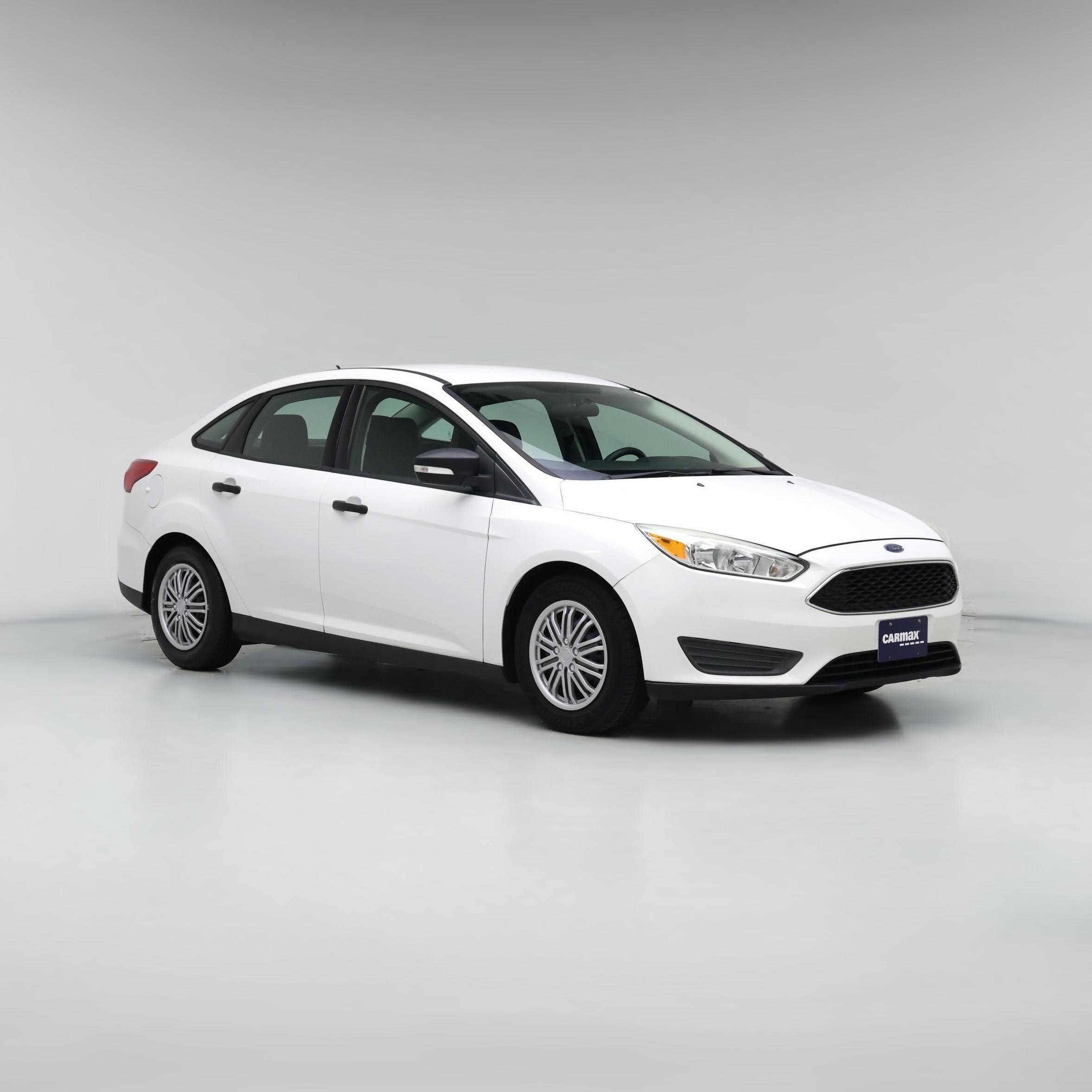 Thumbnail: 2015 Ford Focus - 1