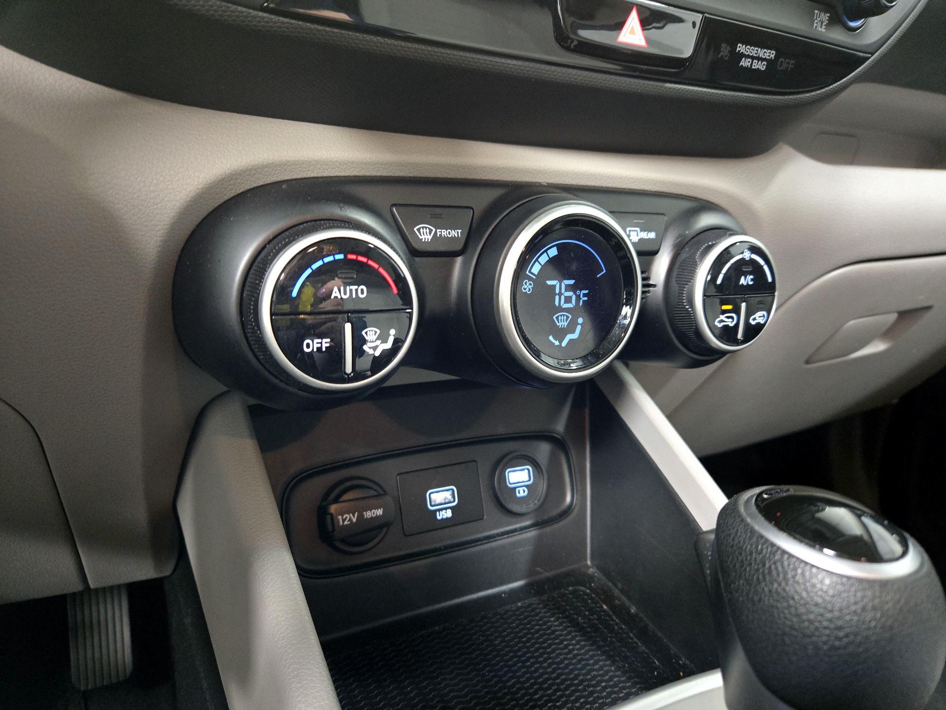 Thumbnail: 2020 Hyundai Venue - 16