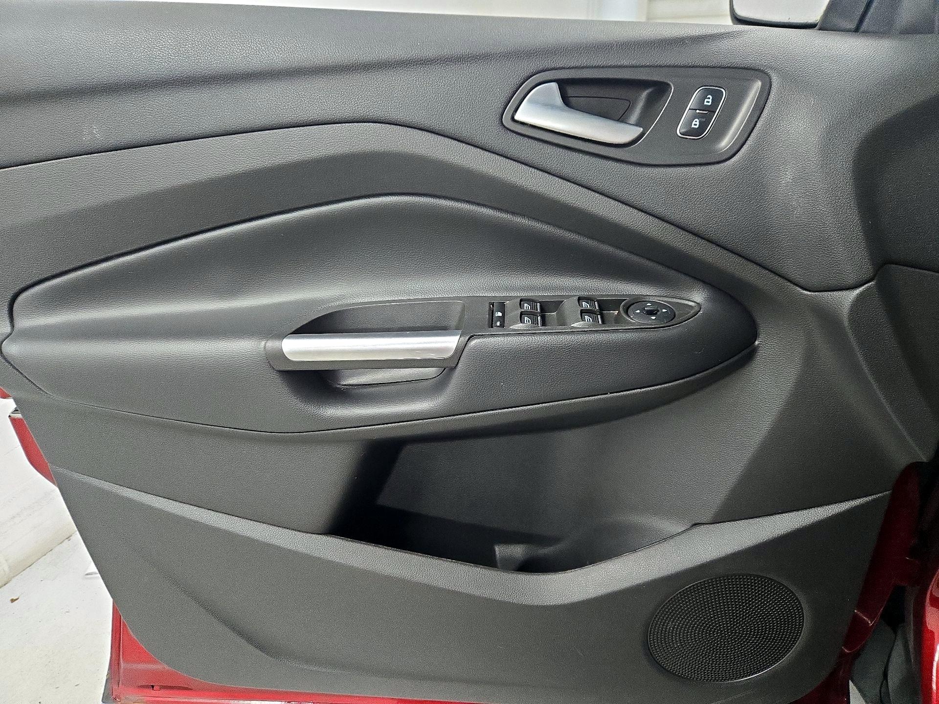 Thumbnail: 2019 Ford Escape - 12