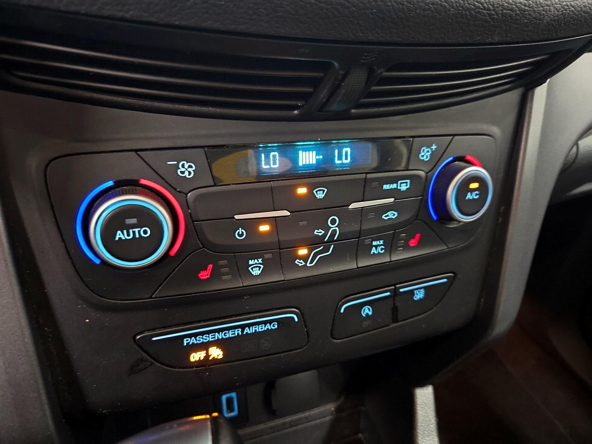 Thumbnail: 2019 Ford Escape - 16