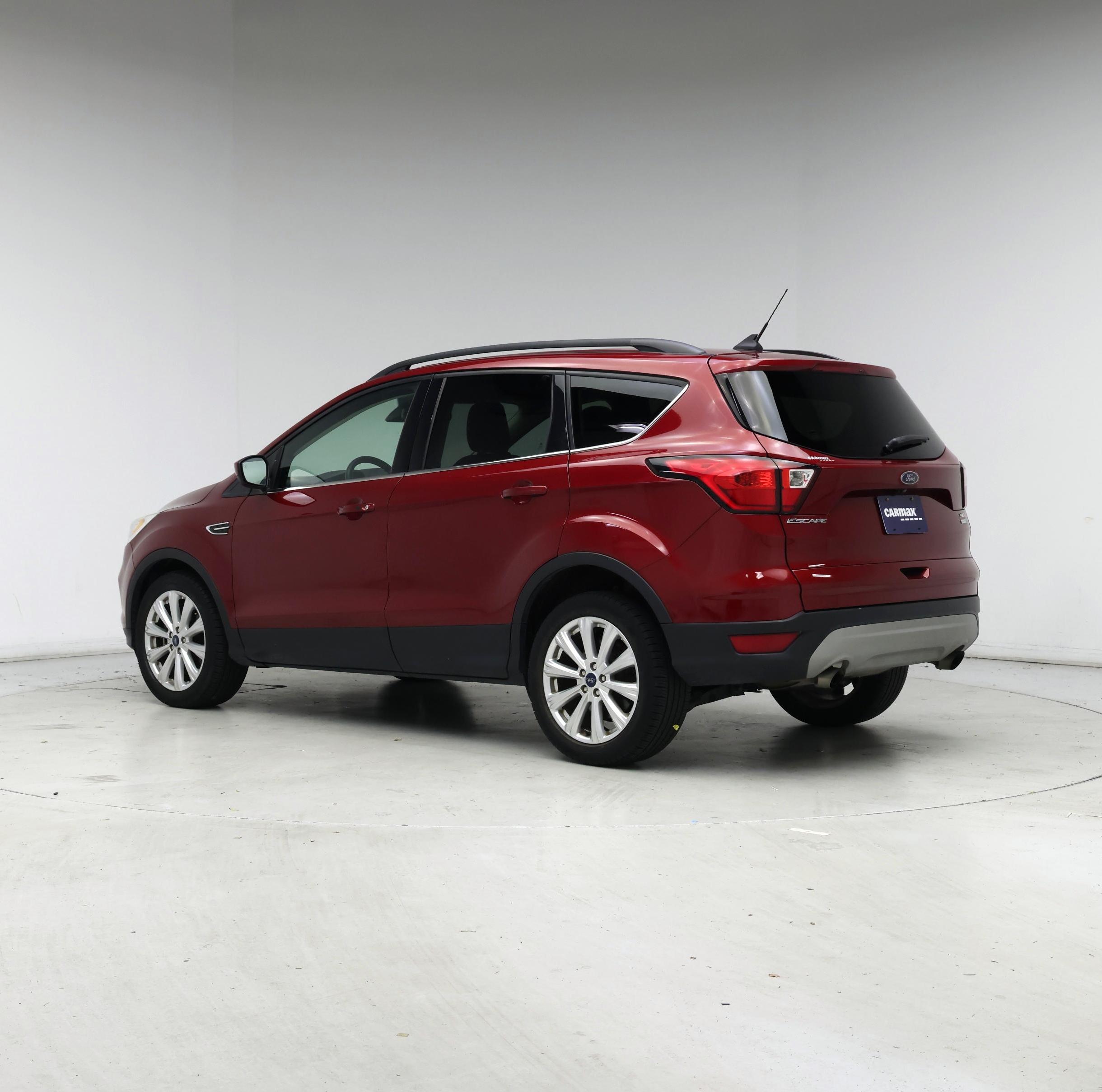 Thumbnail: 2019 Ford Escape - 2