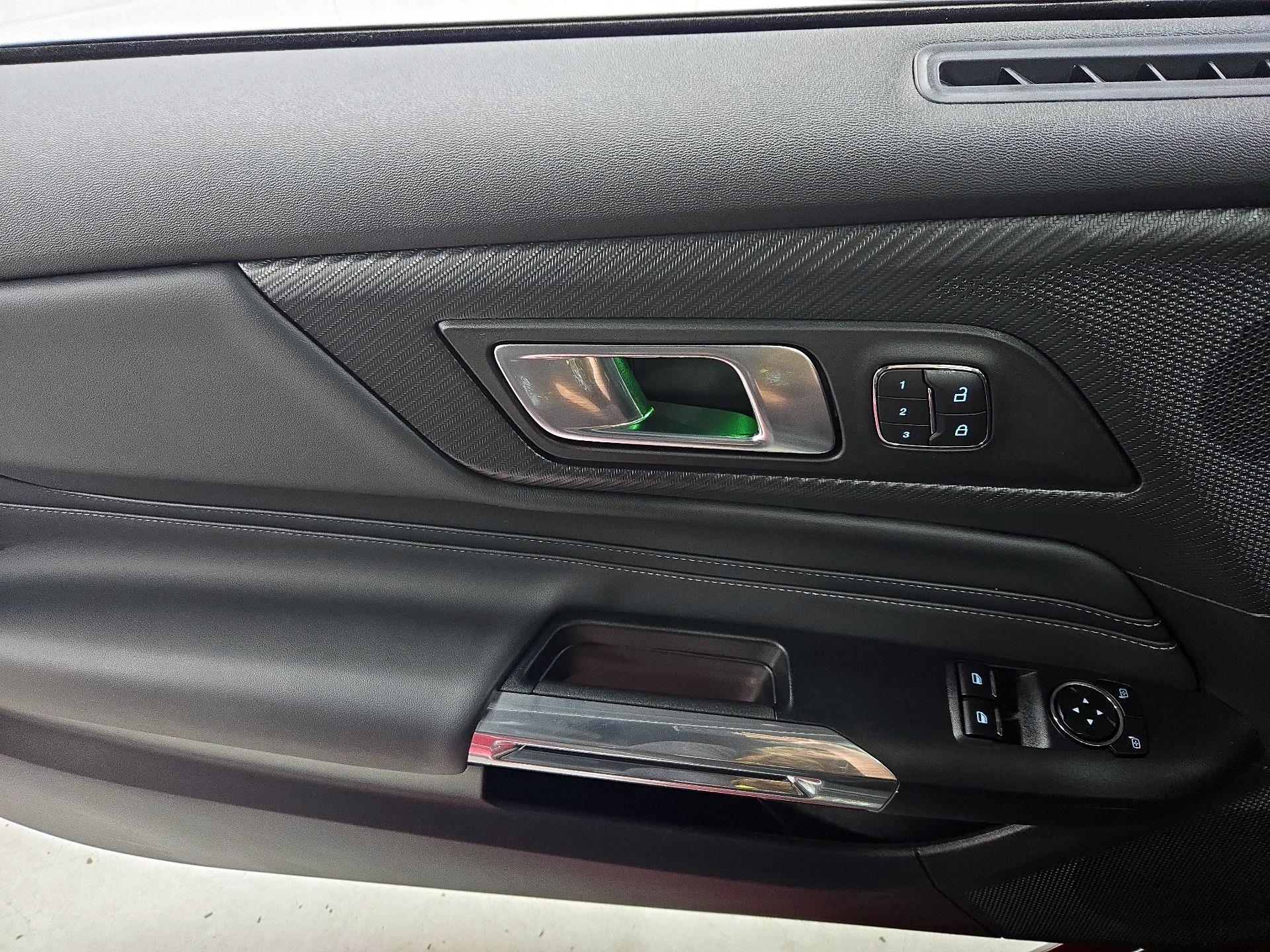 Thumbnail: 2025 Ford Mustang - 12