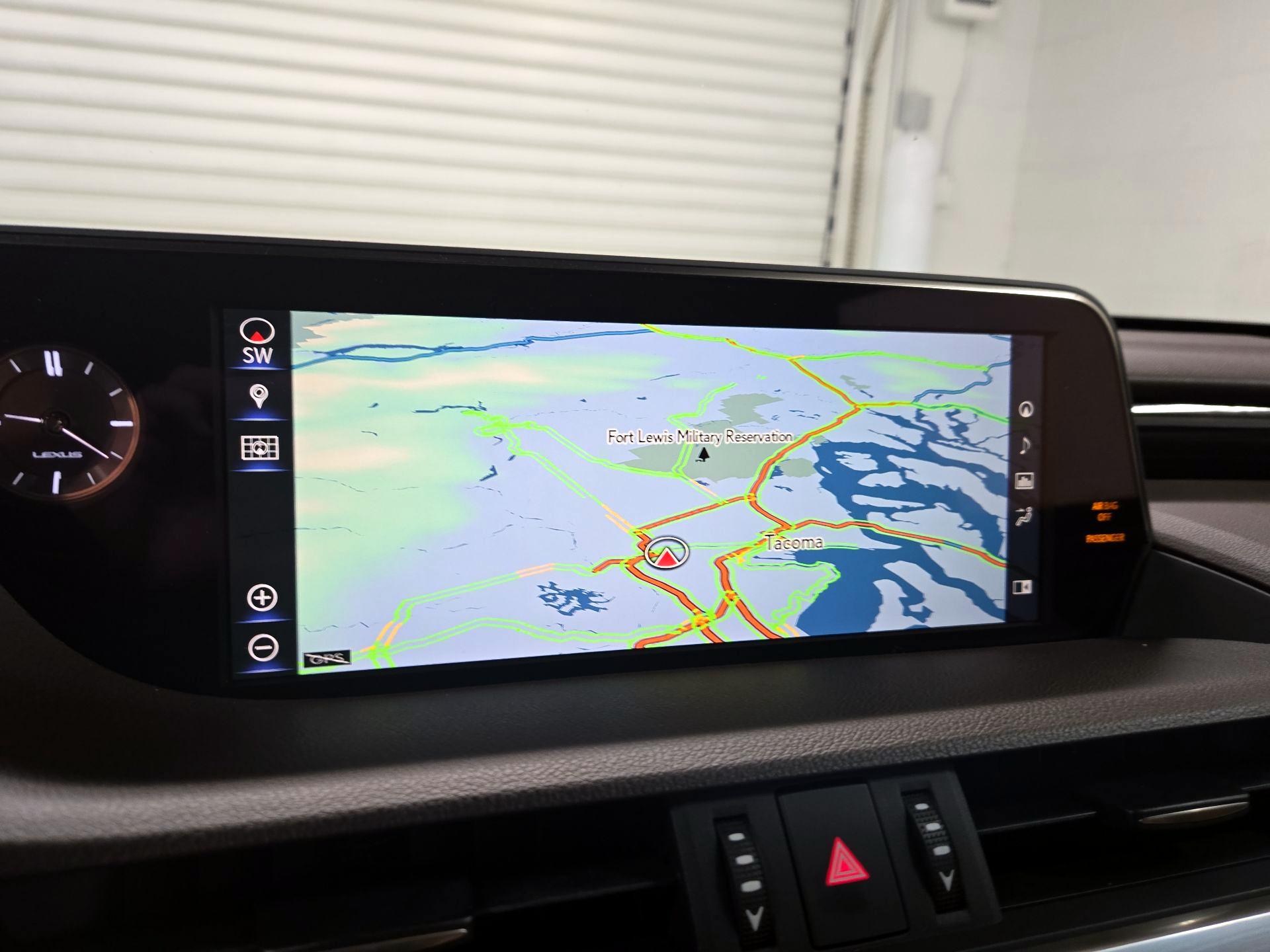 Thumbnail: 2019 Lexus ES - 14