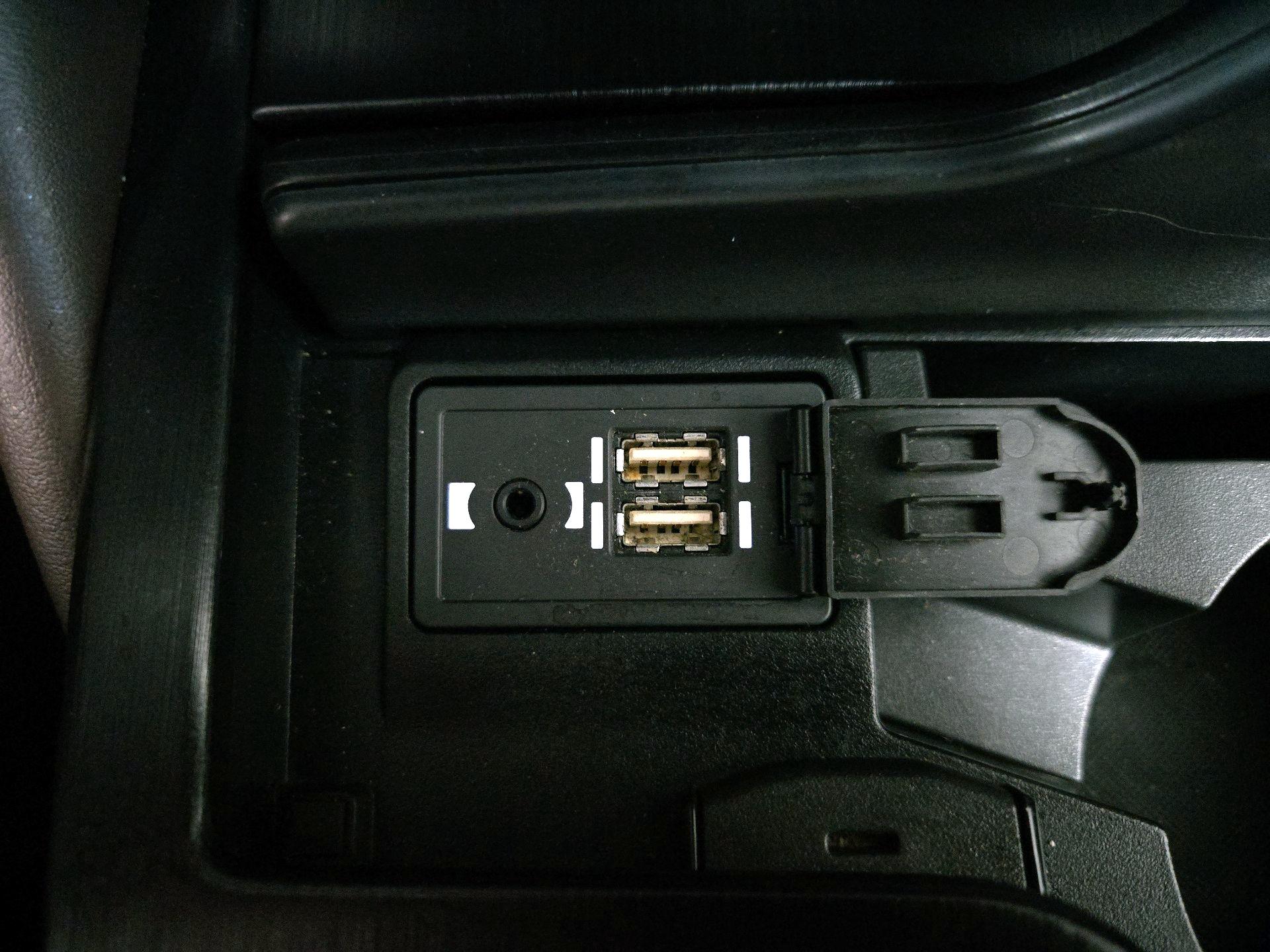 Thumbnail: 2019 Lexus ES - 19