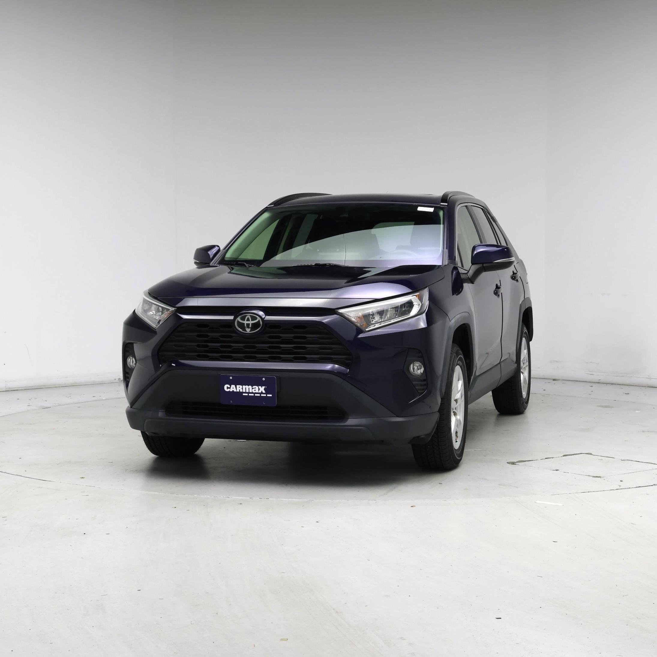 Thumbnail: 2019 Toyota RAV4 - 4