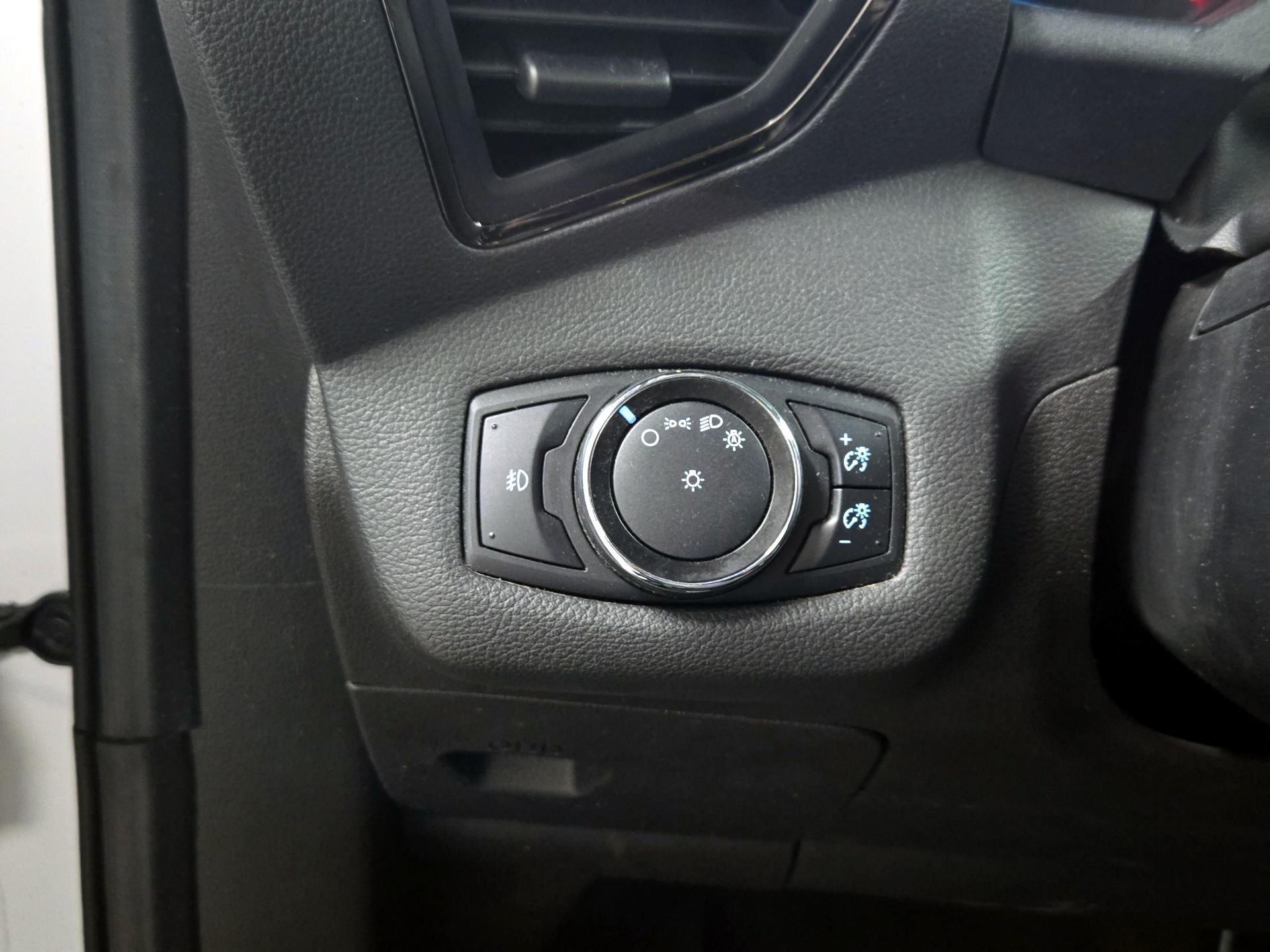 Thumbnail: 2014 Ford Escape - 13