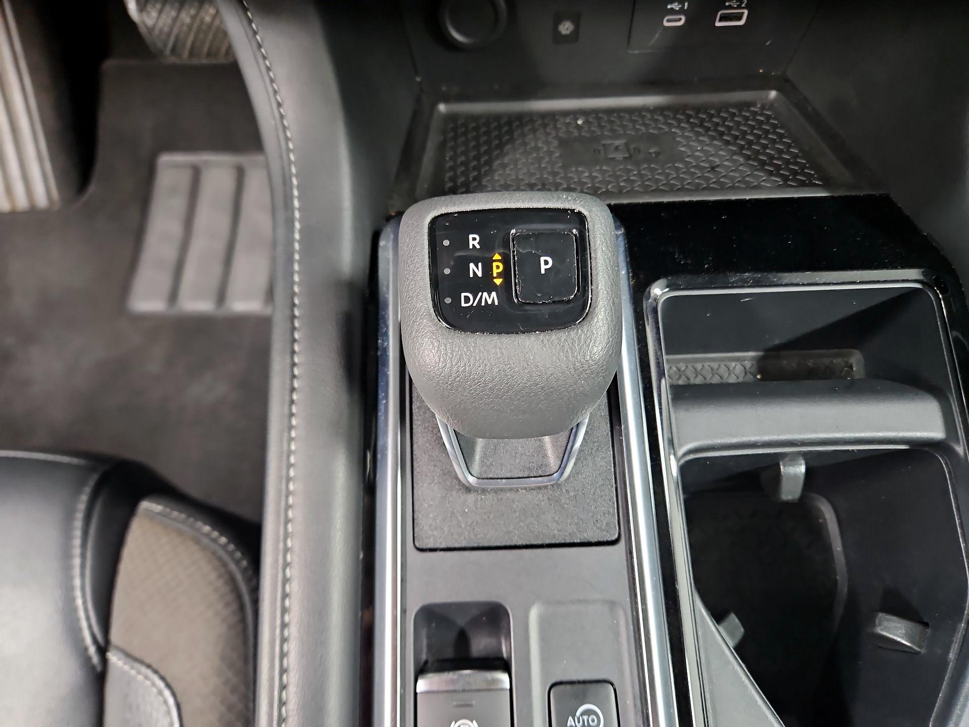 Thumbnail: 2023 Nissan Pathfinder - 18