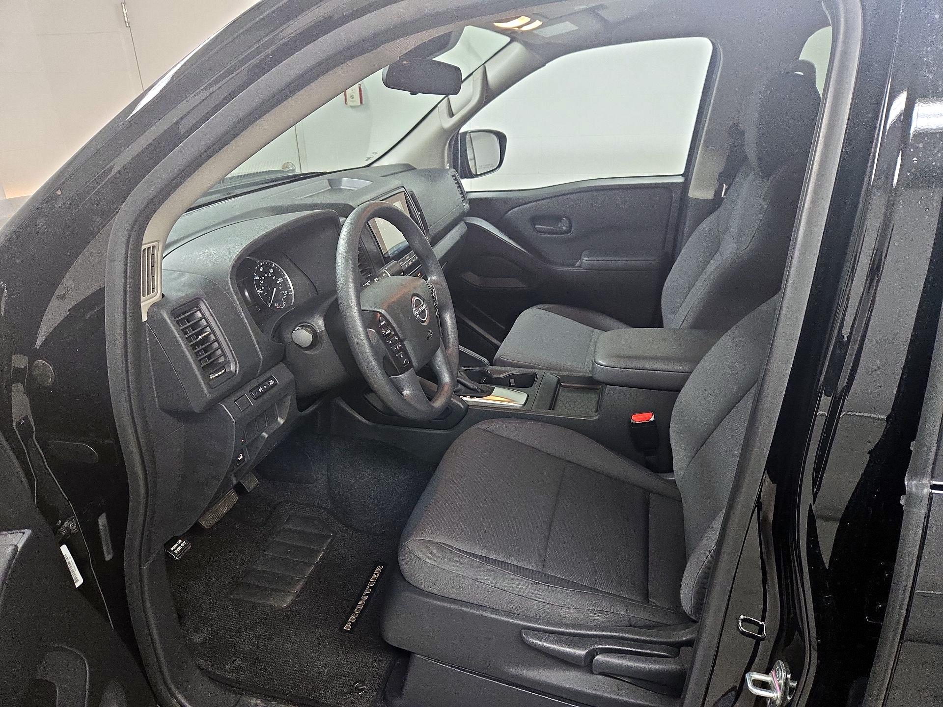 Thumbnail: 2023 Nissan Frontier - 11