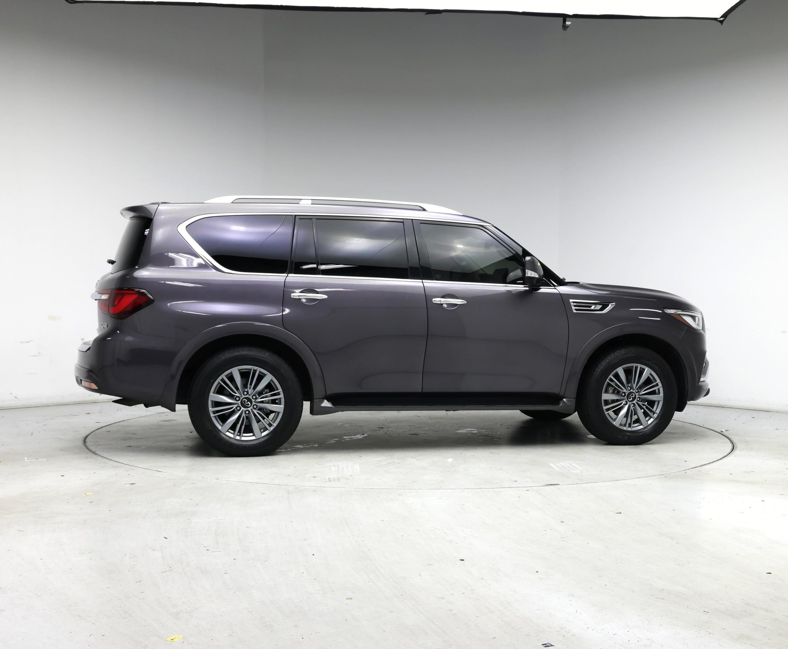 Thumbnail: 2023 INFINITI QX80 - 7