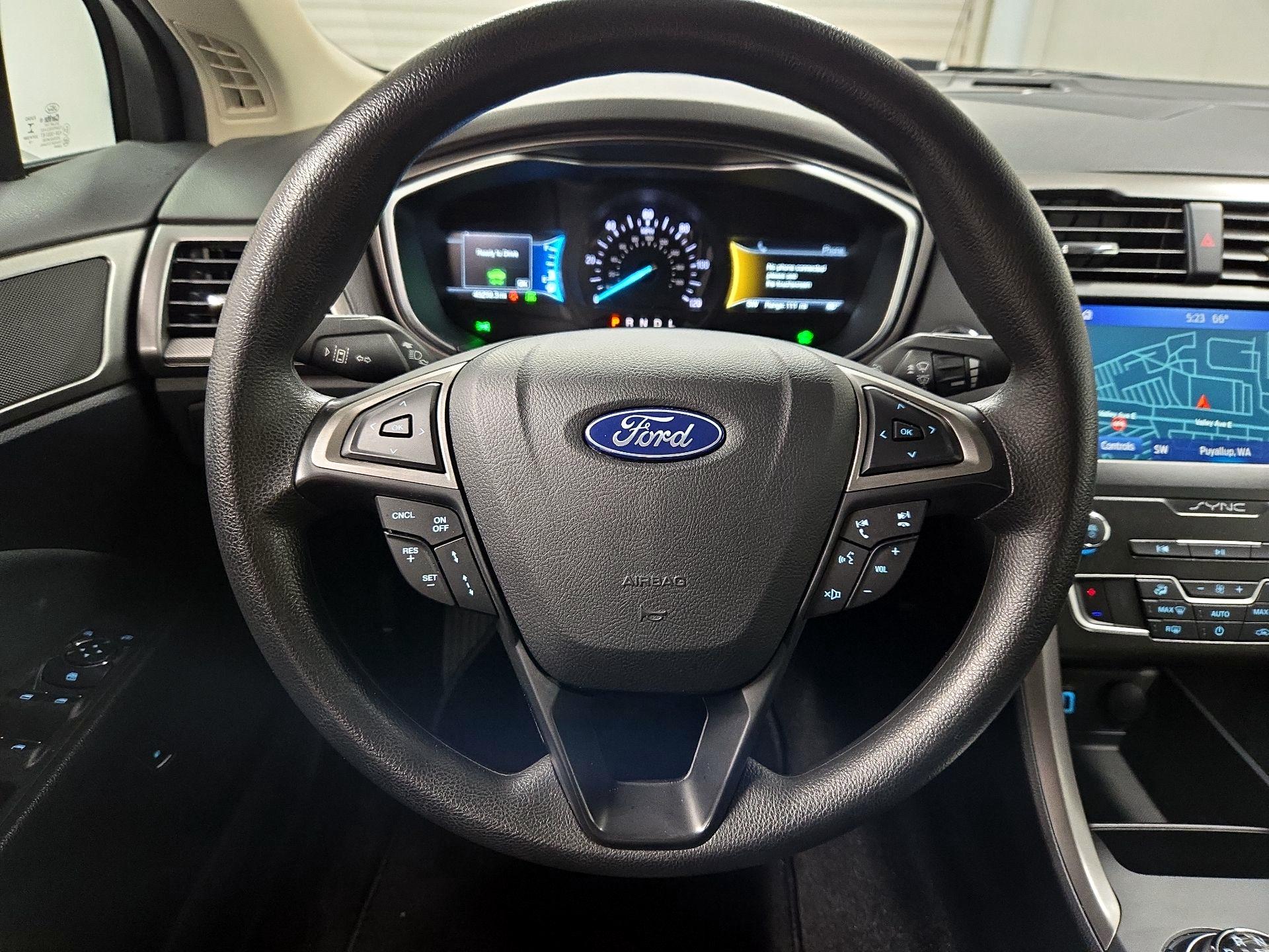 Thumbnail: 2020 Ford Fusion - 10