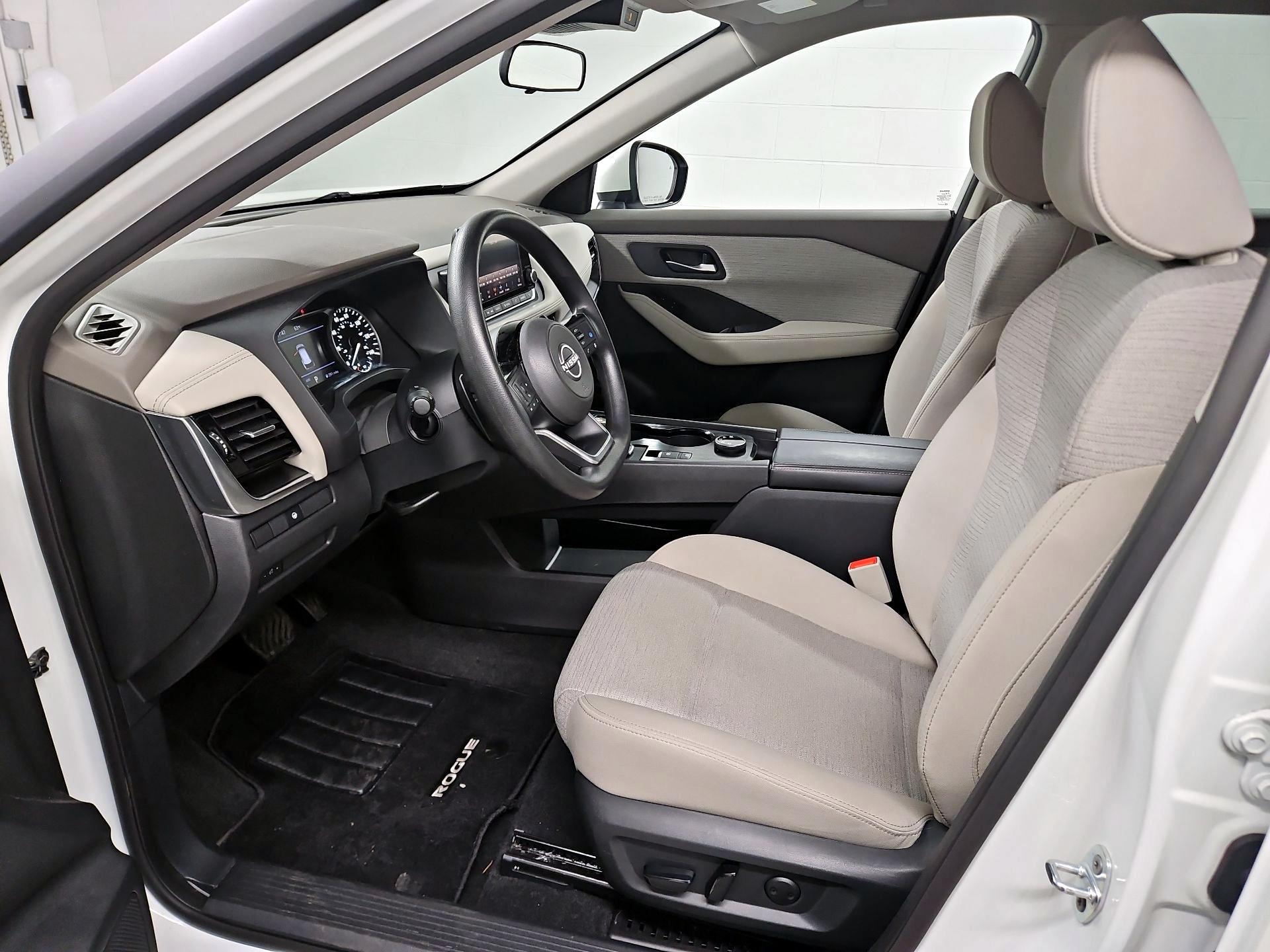 Thumbnail: 2022 Nissan Rogue - 11