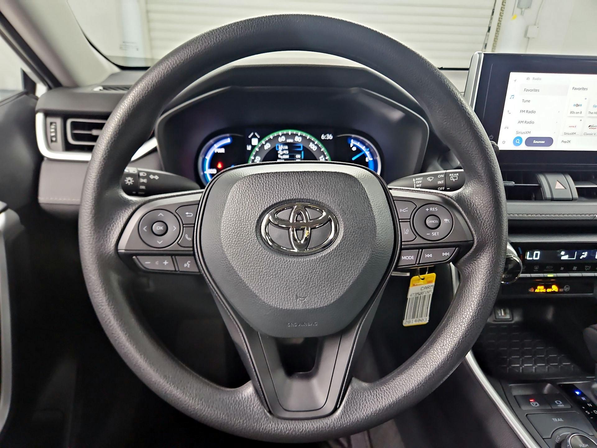 Thumbnail: 2023 Toyota RAV4 - 10