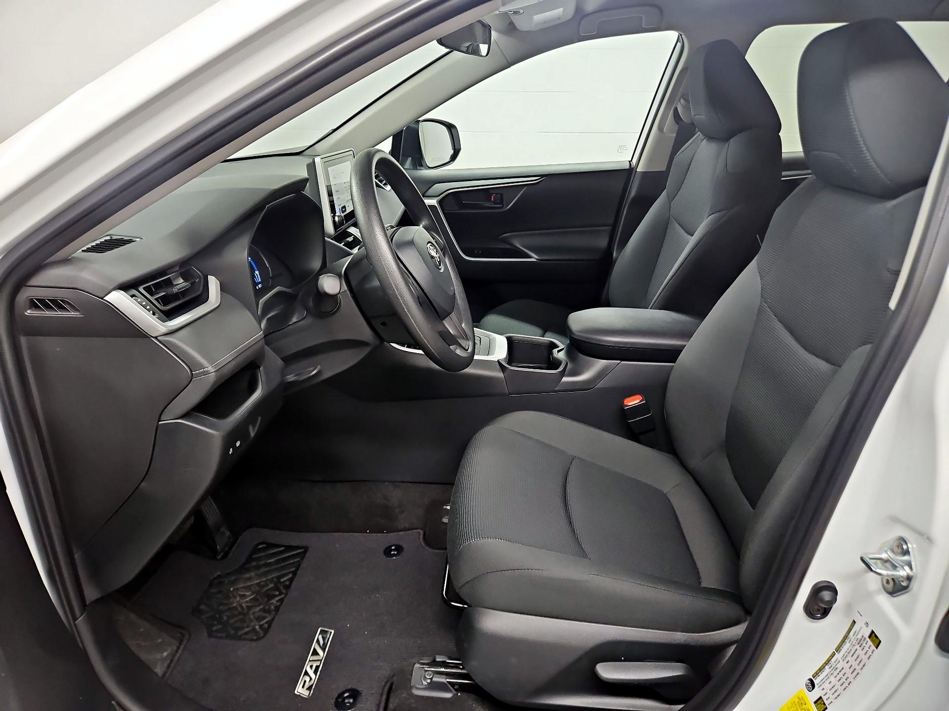 Thumbnail: 2023 Toyota RAV4 - 11