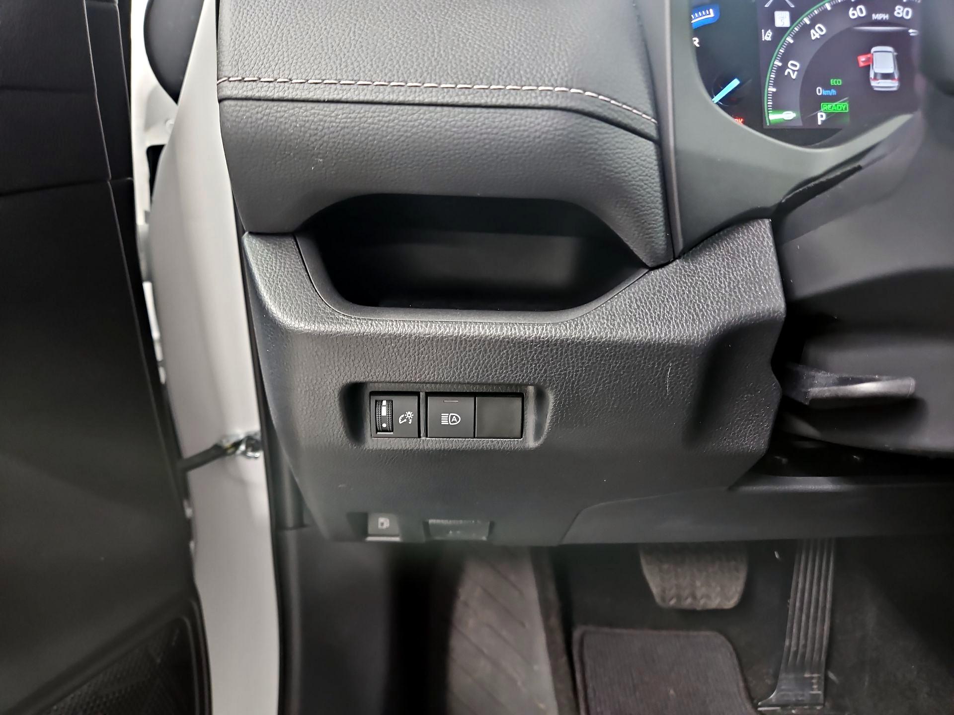 Thumbnail: 2023 Toyota RAV4 - 13