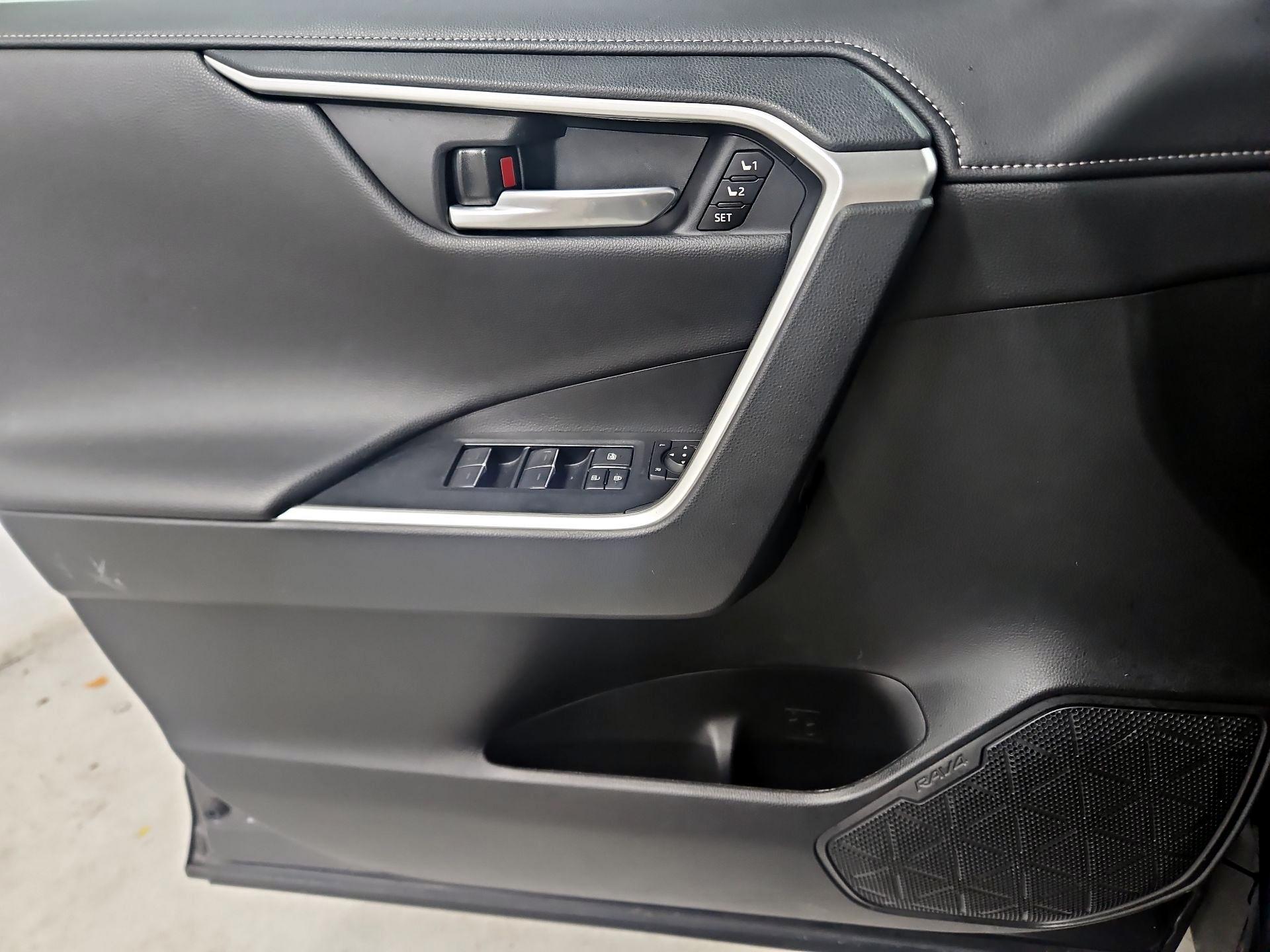 Thumbnail: 2024 Toyota RAV4 - 12