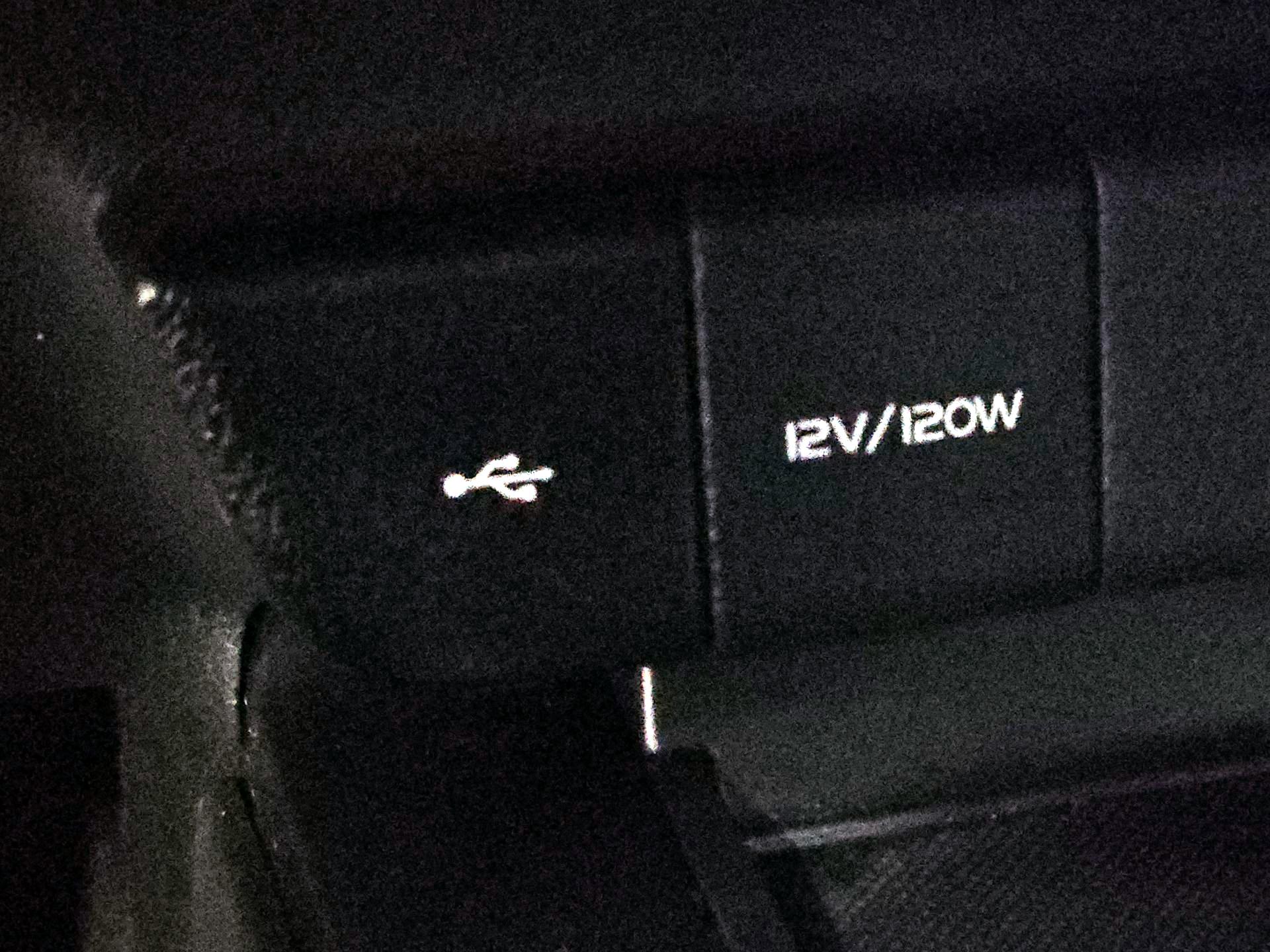 Thumbnail: 2020 Toyota Camry - 18