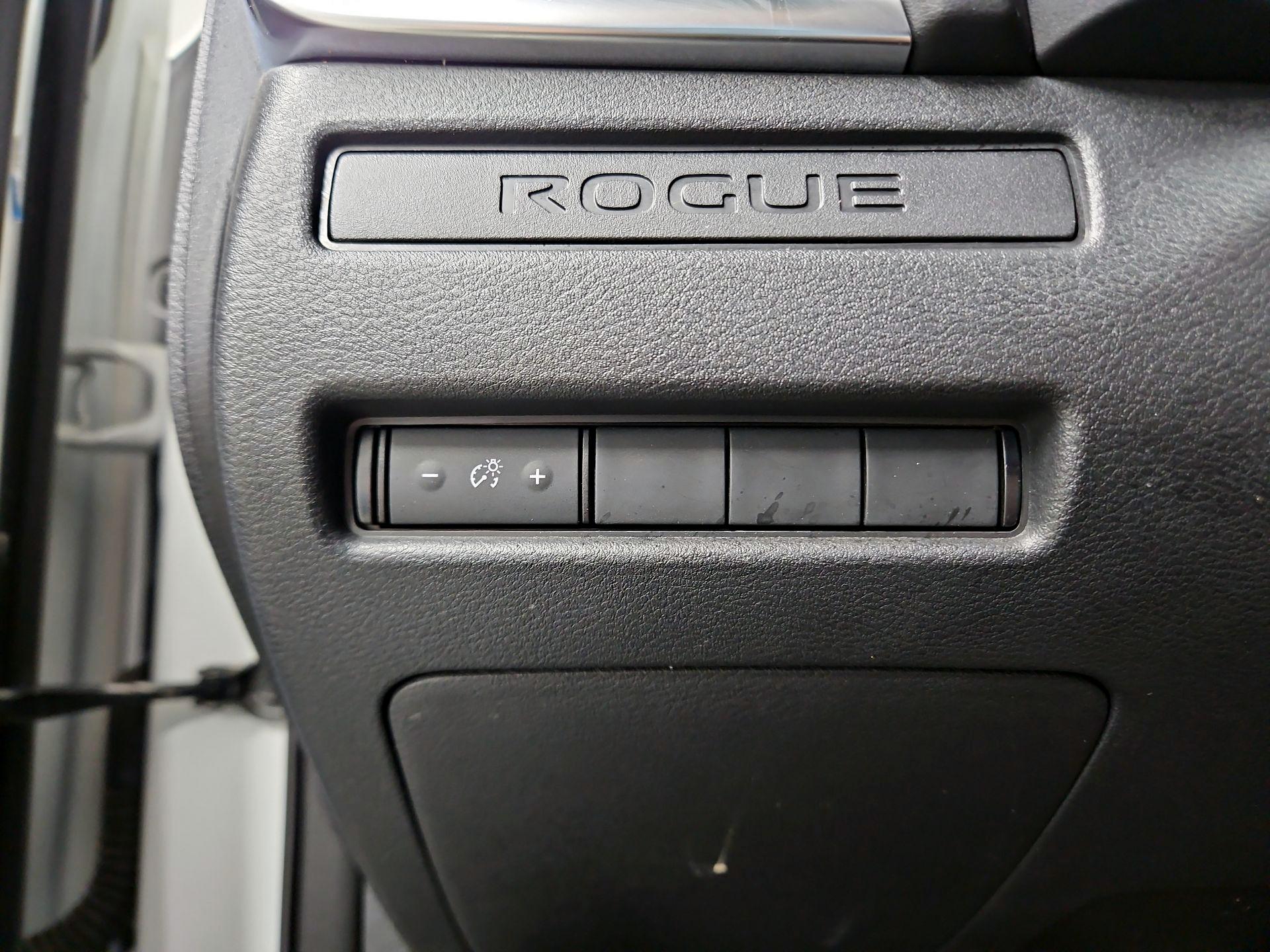 Thumbnail: 2023 Nissan Rogue - 13