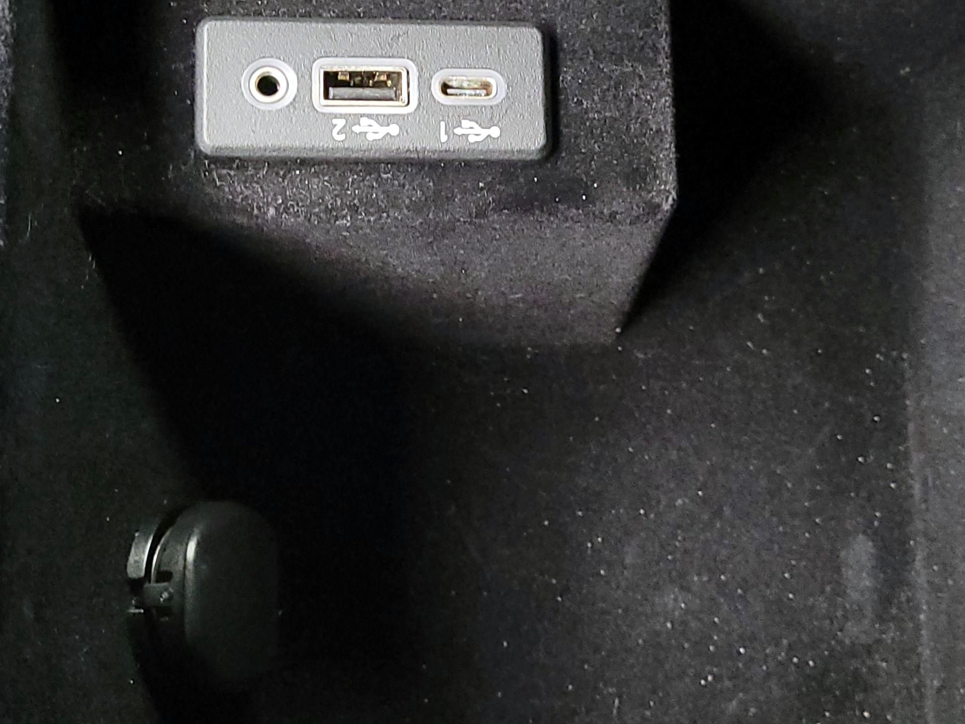 Thumbnail: 2022 INFINITI  - 19