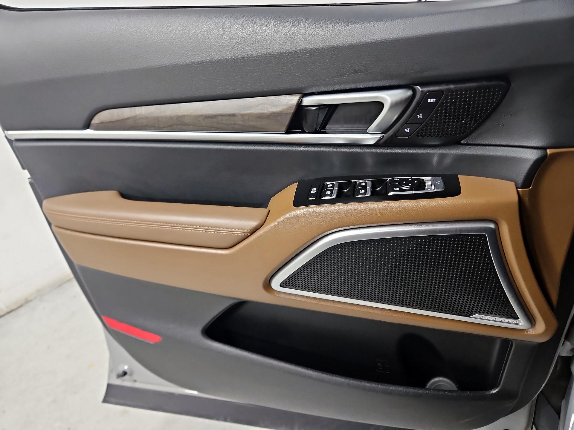 Thumbnail: 2022 Kia Telluride - 12