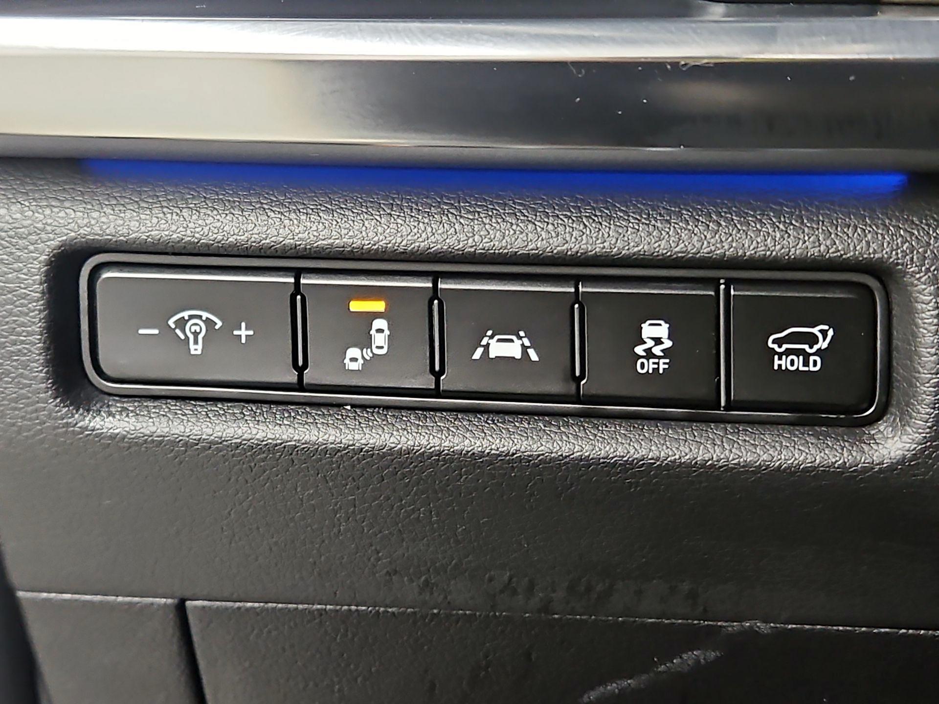 Thumbnail: 2022 Kia Telluride - 13